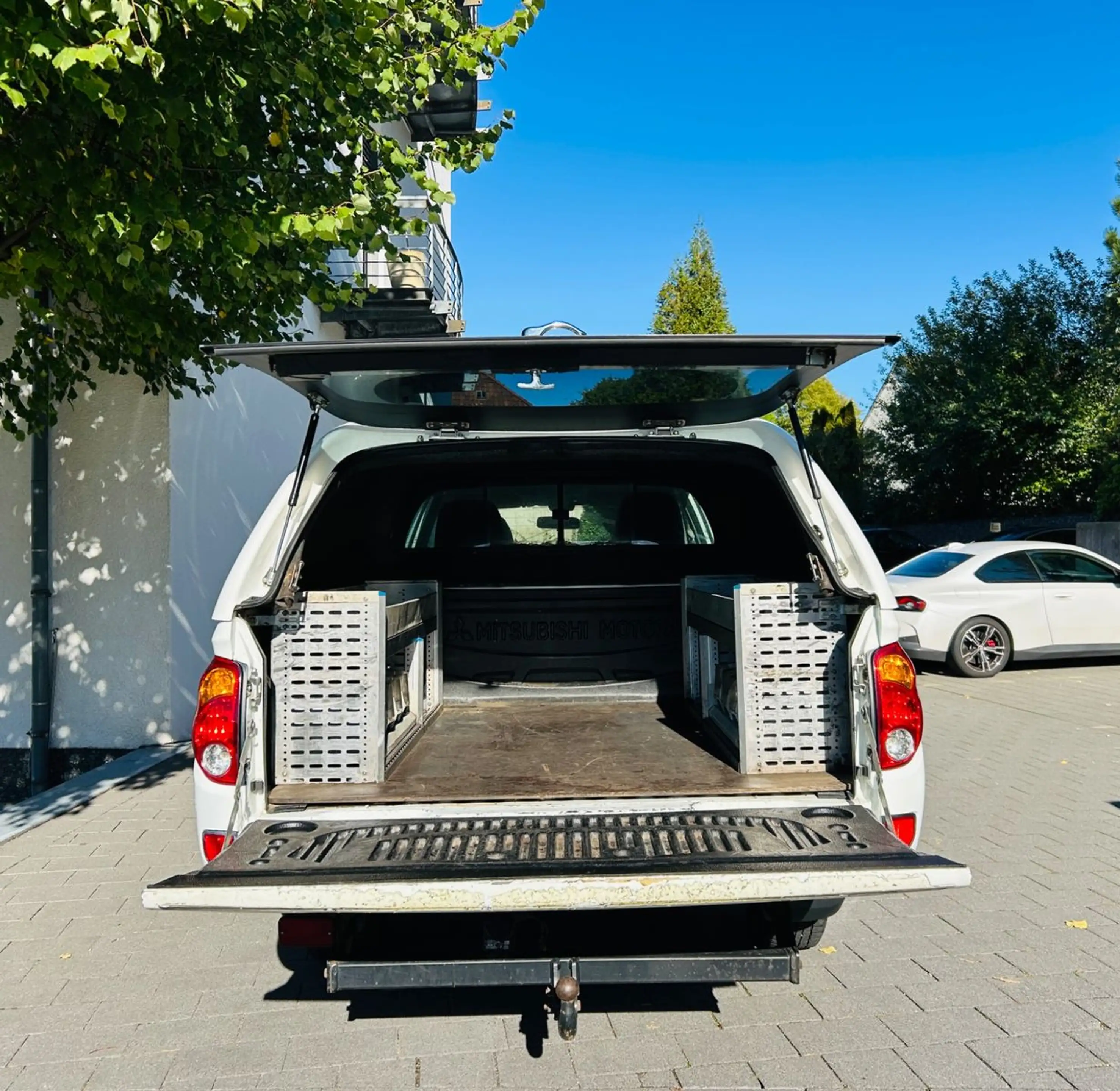 Mitsubishi L200 Doppelkabine 4WD — photo 9