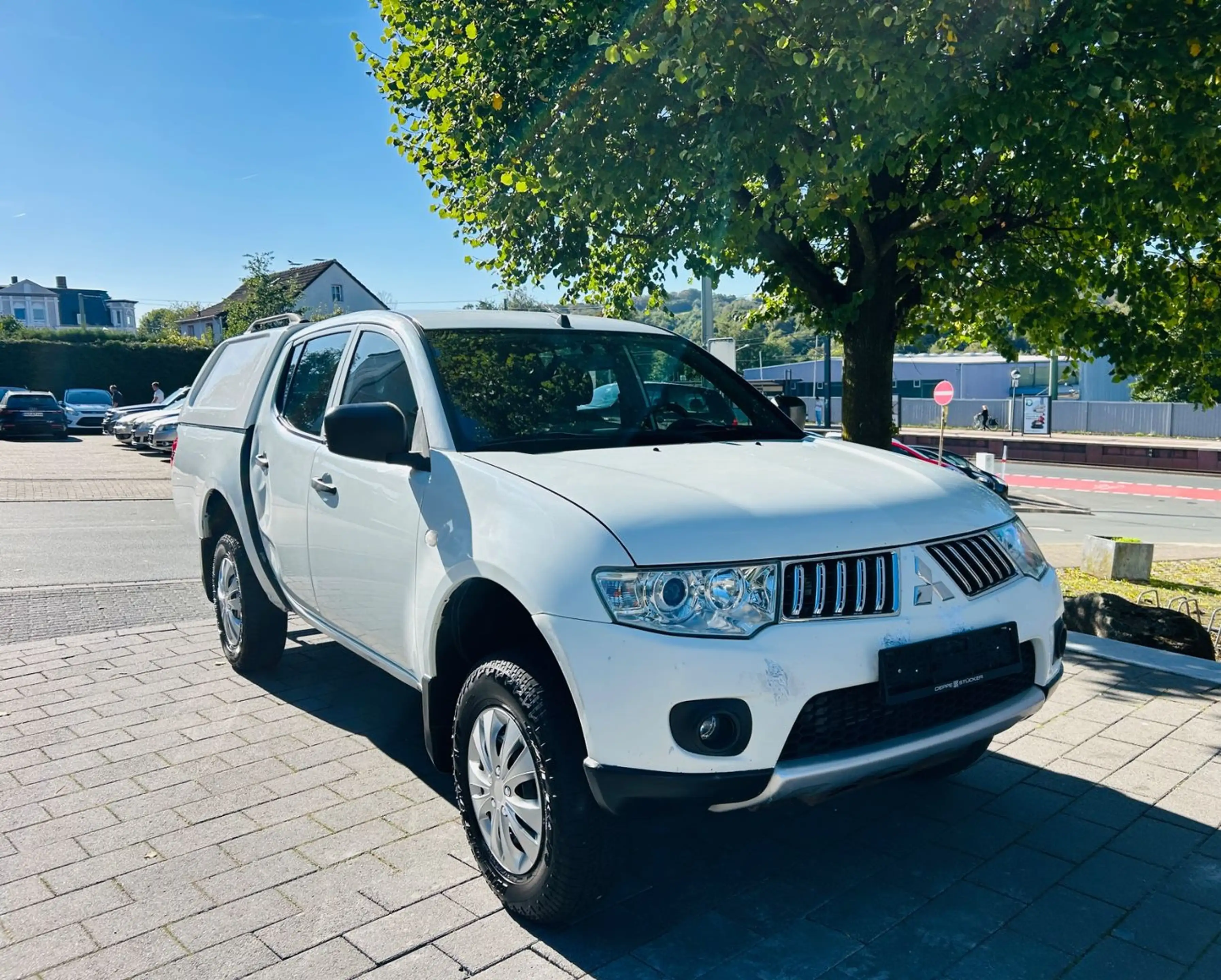 Mitsubishi L200 Doppelkabine 4WD — photo 15