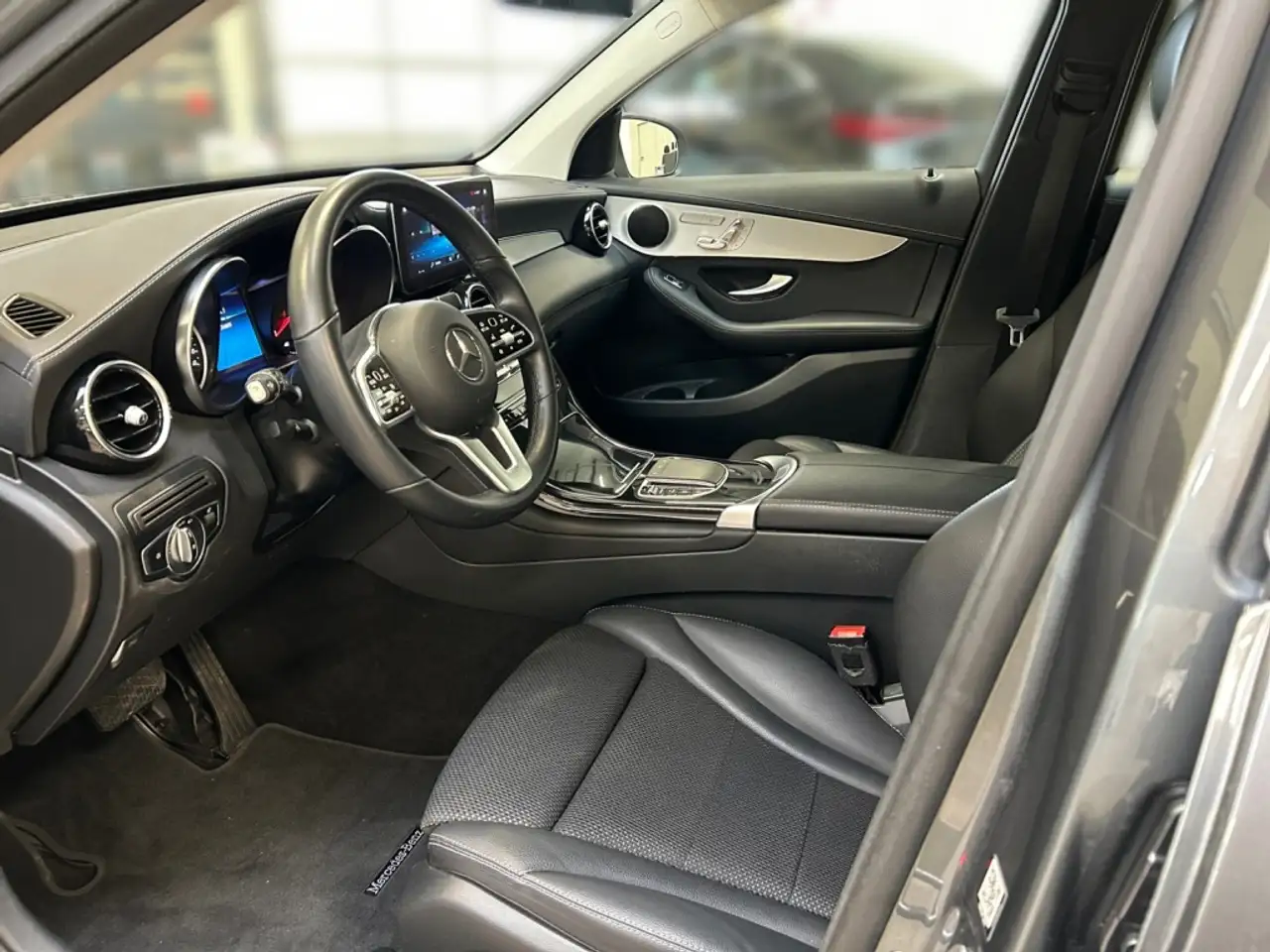 Mercedes-Benz GLC 220 d 4MATIC Offroad Styling, Exclusiv 8