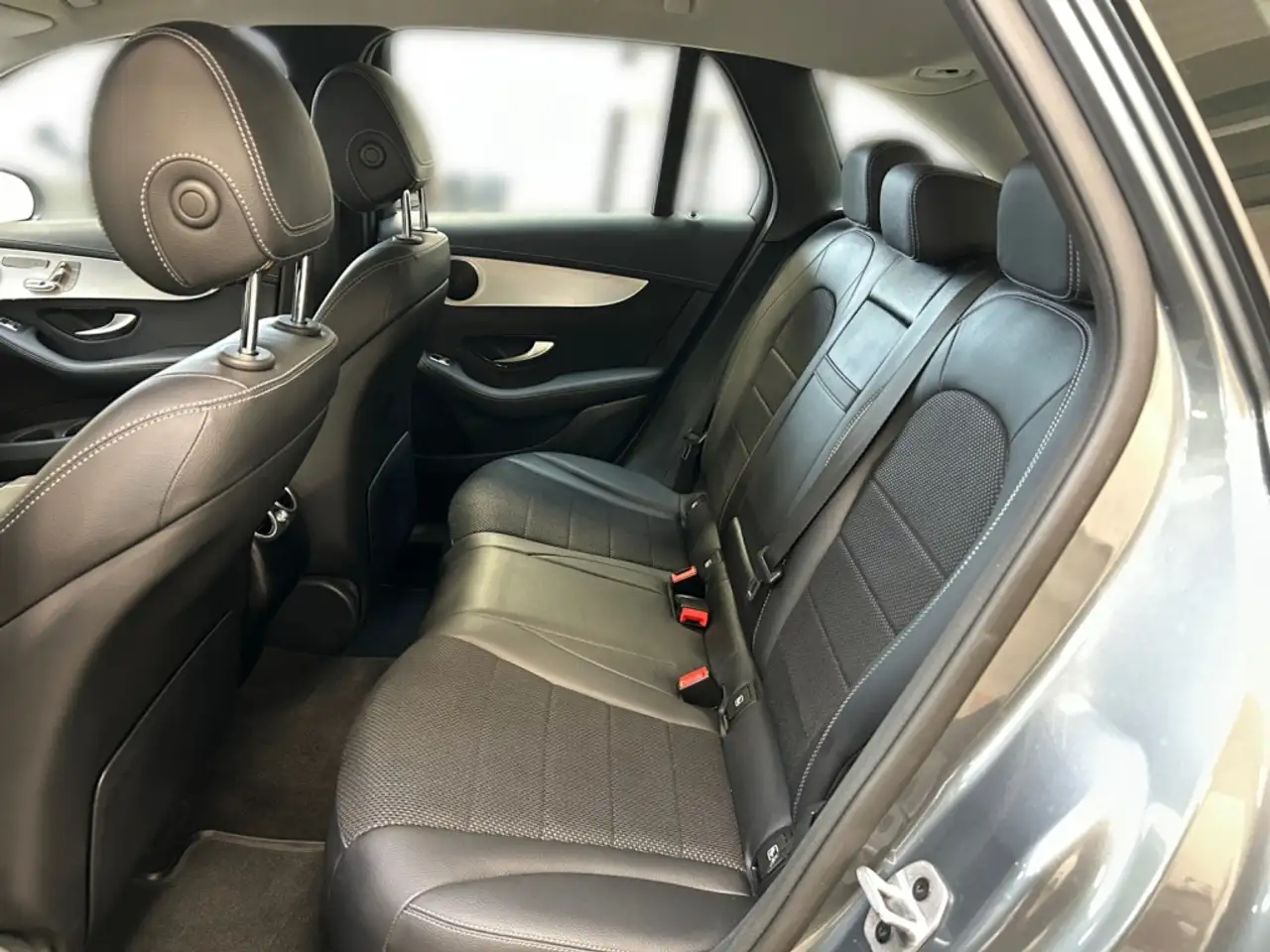 Mercedes-Benz GLC 220 d 4MATIC Offroad Styling, Exclusiv 13