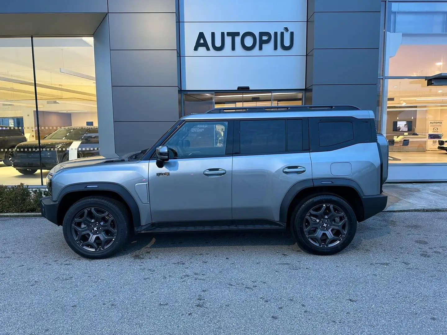 ICH-X K3 ICH-X  K3 2.0T DCT BENIZNA/GPL Grau - 2