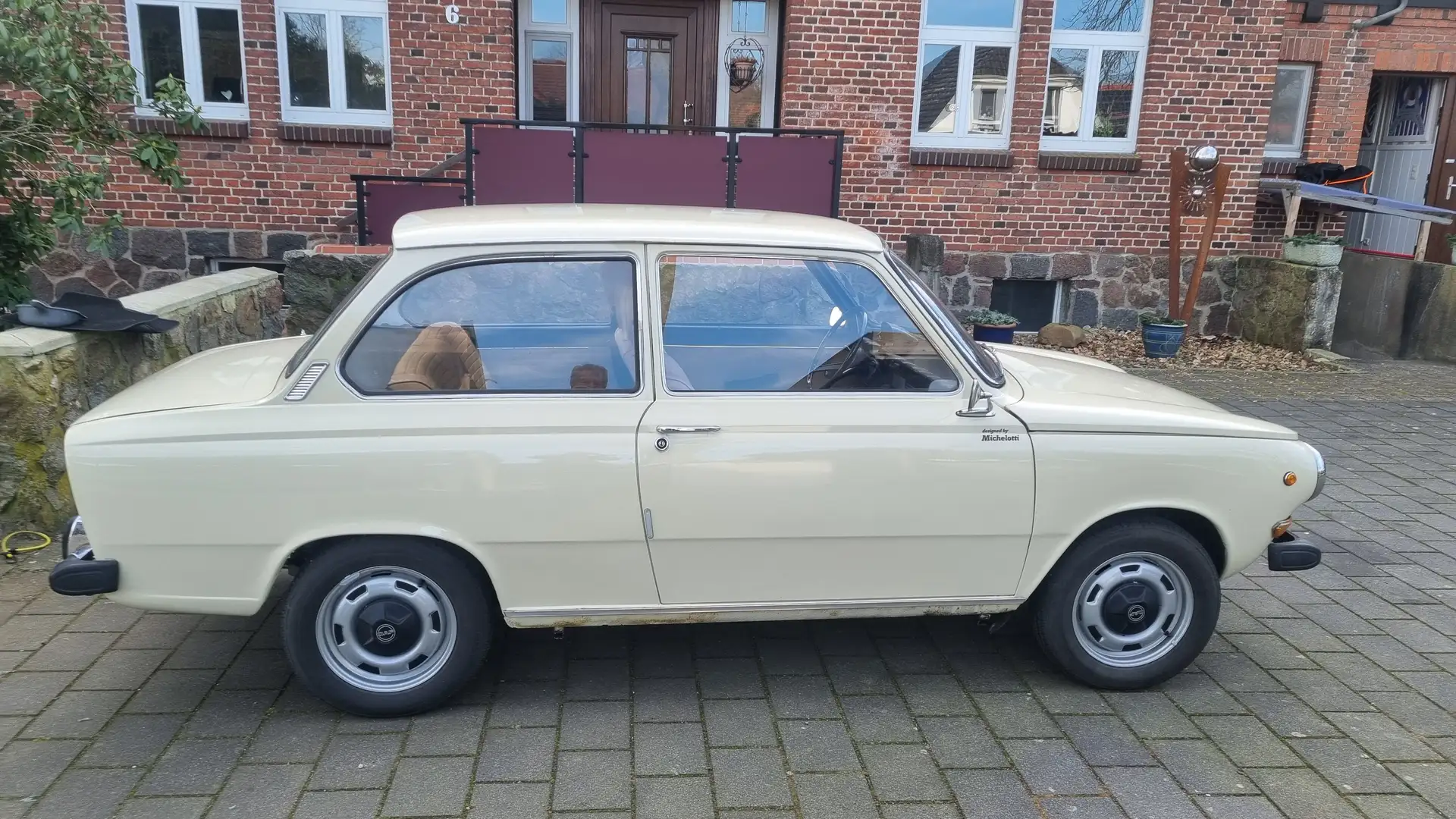 DAF Beige - 2