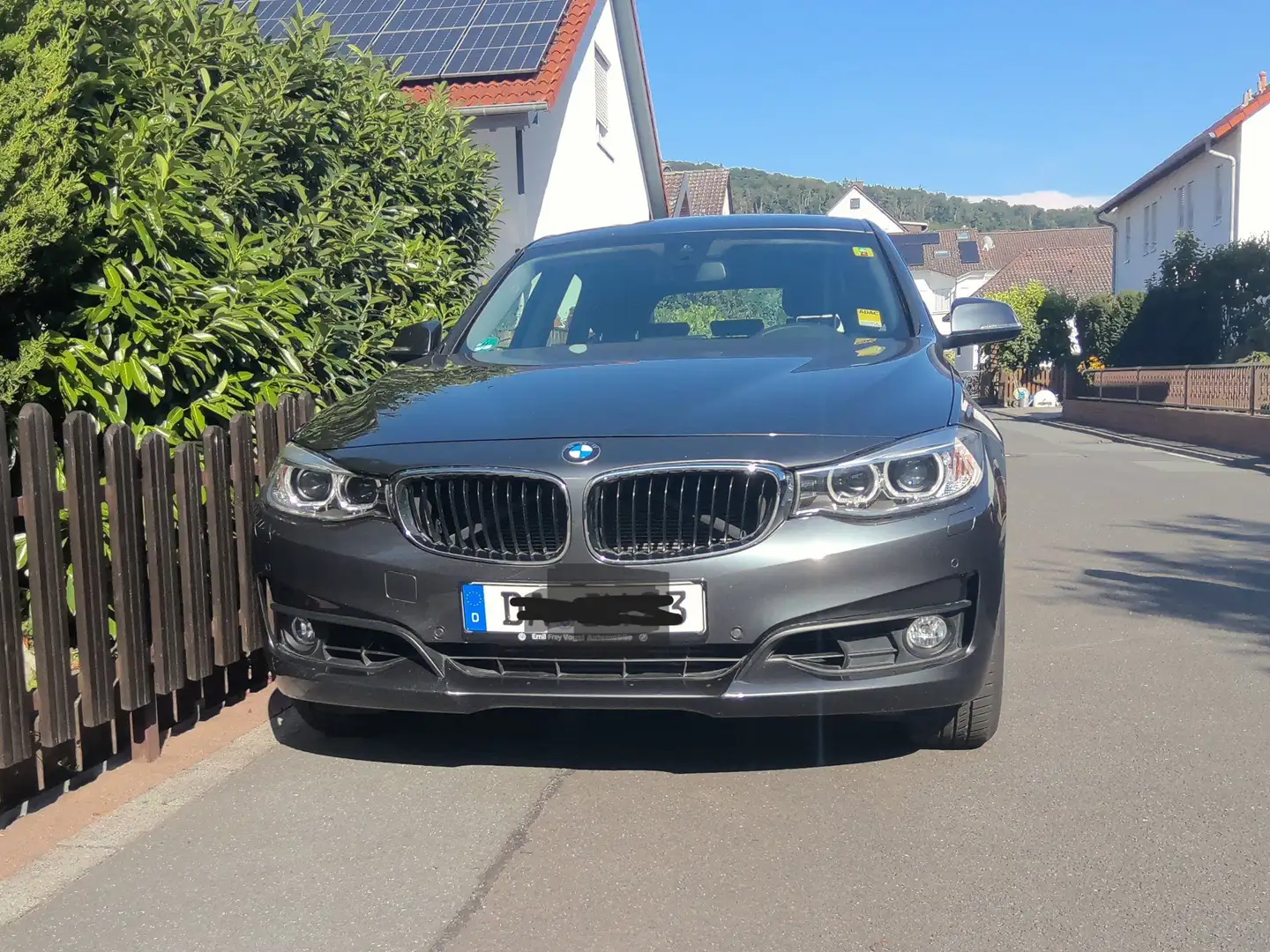 BMW 335 3er GT 335i xDrive GT Aut. Gris - 1