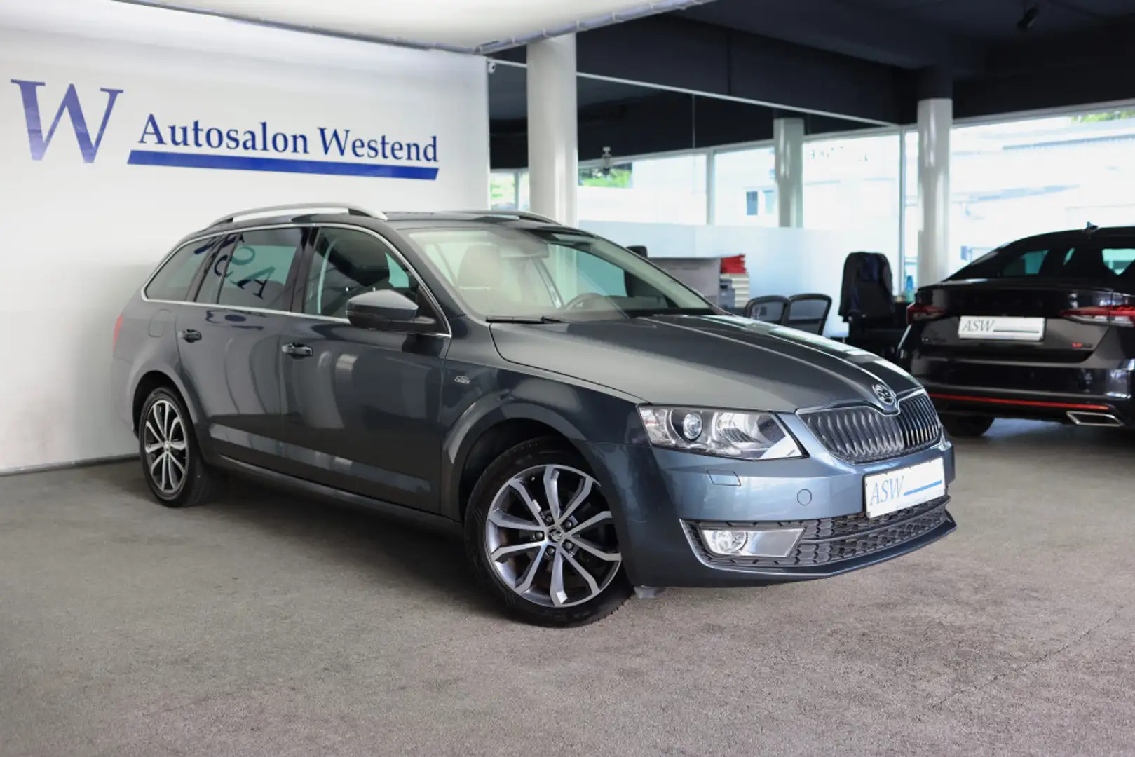 Skoda Octavia COMBI 1,4 TSI EDITION BI-XENON   SHZ Gris - 1