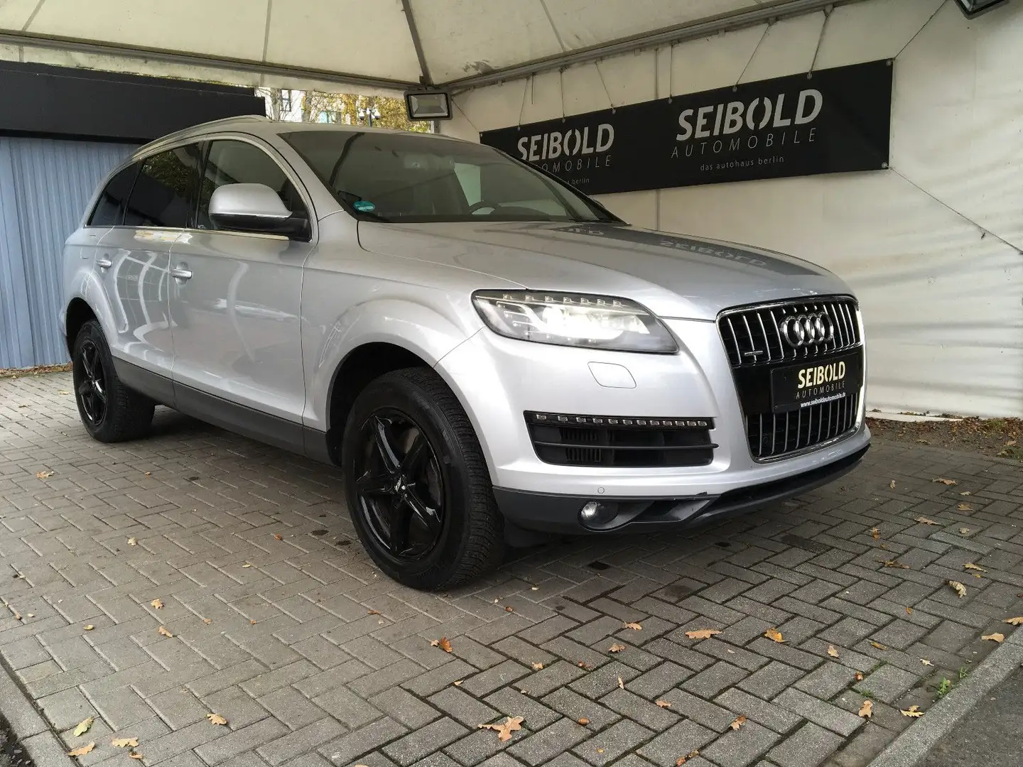 Audi Q7 3.0 TDI quattro Autom/Xenon/Leder/Bose/Temp Plateado - 2