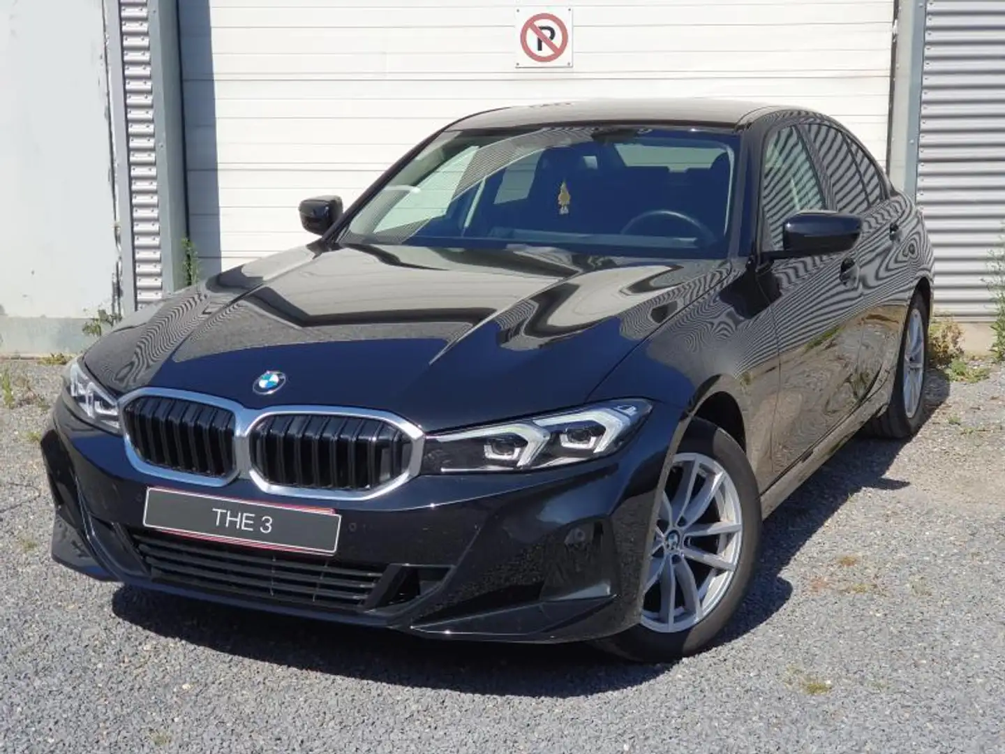 BMW 318 318iA Noir - 1