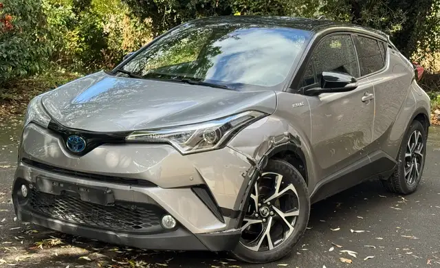 Toyota C-HR 1.8 CVT HSD // CAMERA // PREMIERE MAIN // FULL CARNET