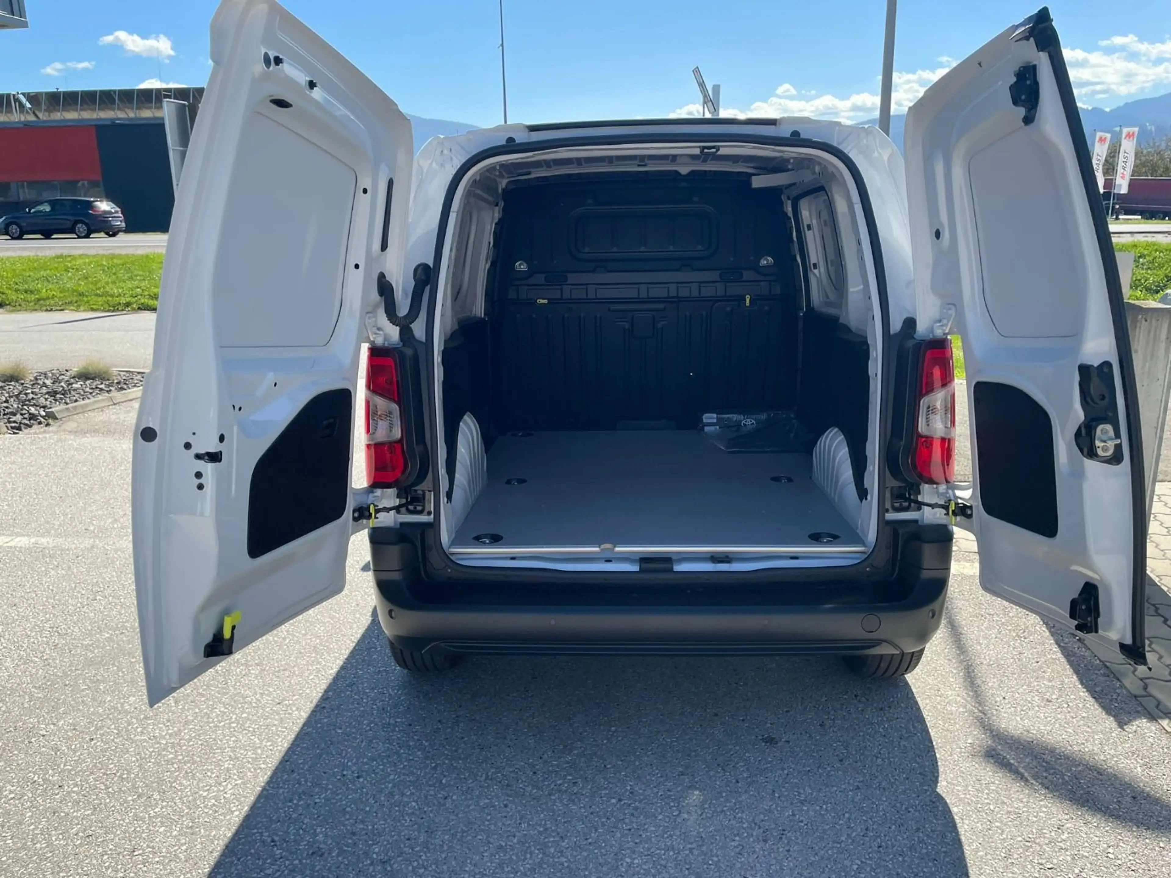 Toyota Proace City 1,5 l D ProWork Sonderpreis — photo 8