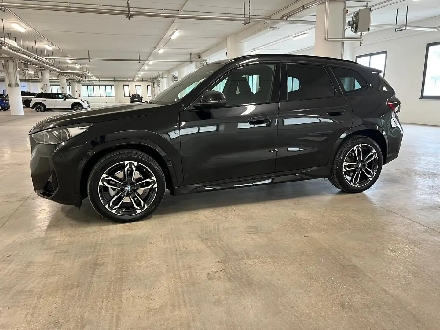 BMW X1 U11 xdrive20d mhev 48V X-Line auto Noir - 1