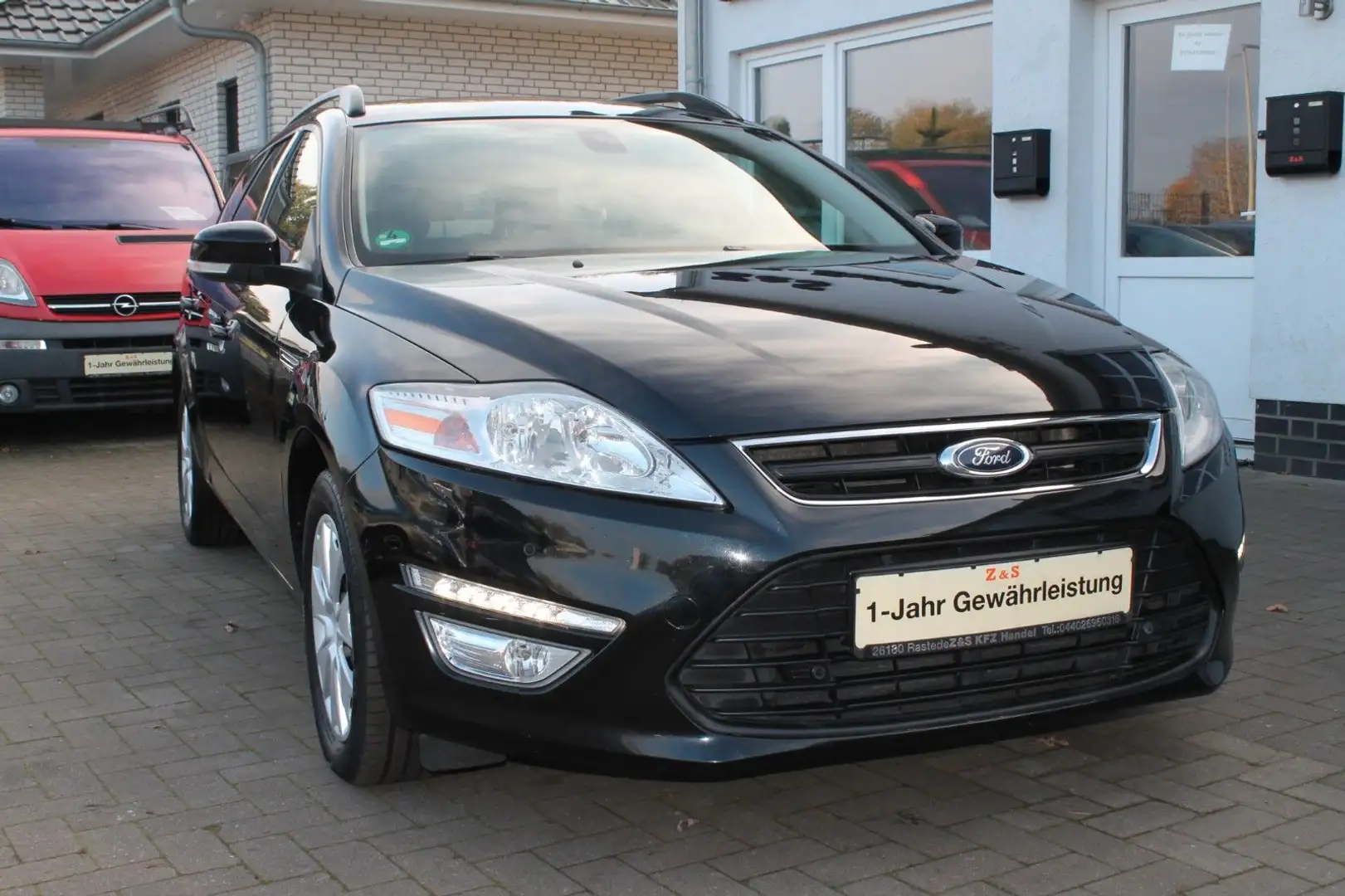 Ford Mondeo Turnier Trend *TÜV-NEU* Schwarz - 1