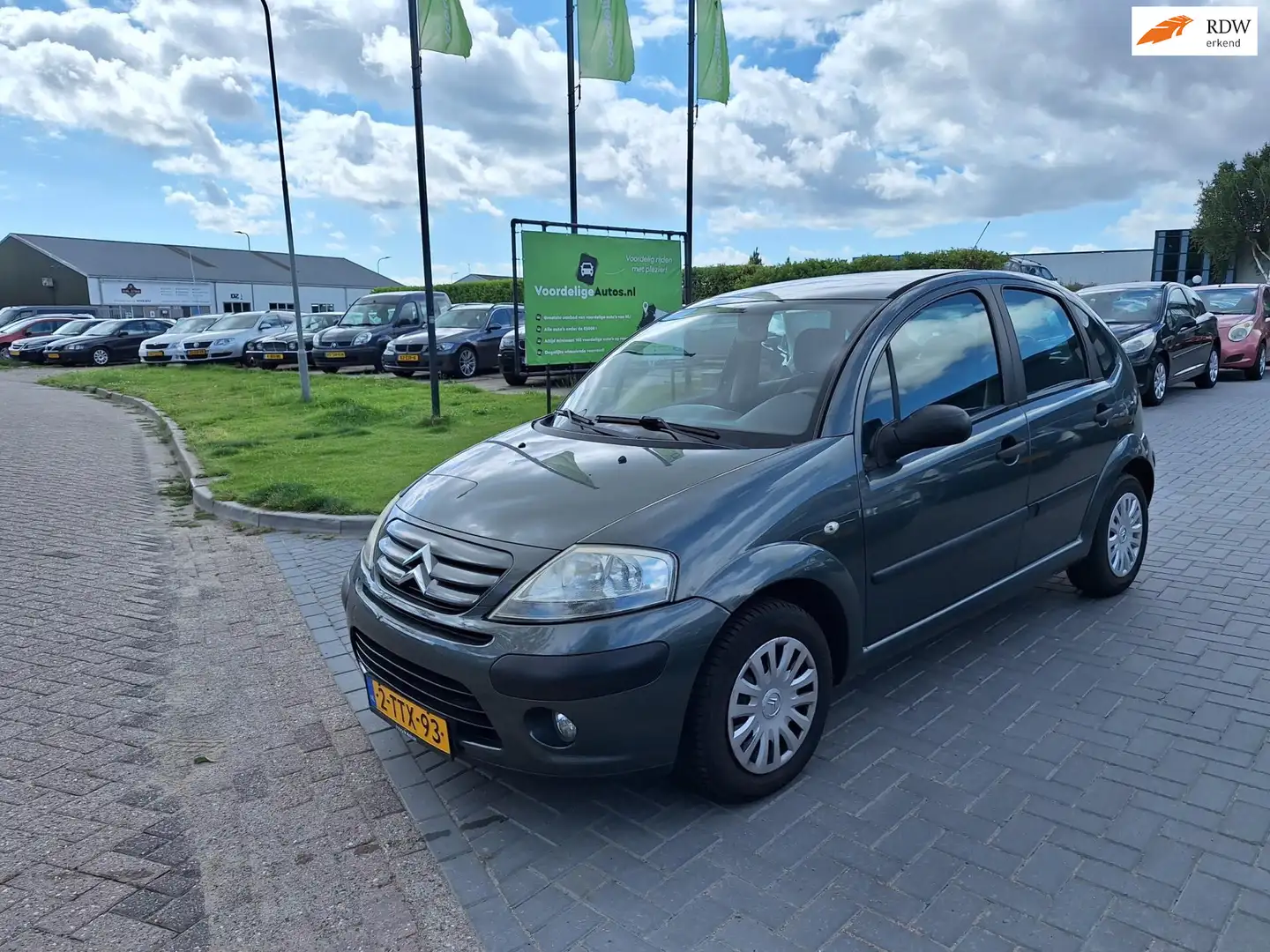 Citroen C3 1.4 HDi Ligne Prestige / Nette auto / APK feb 2026 Szary - 1