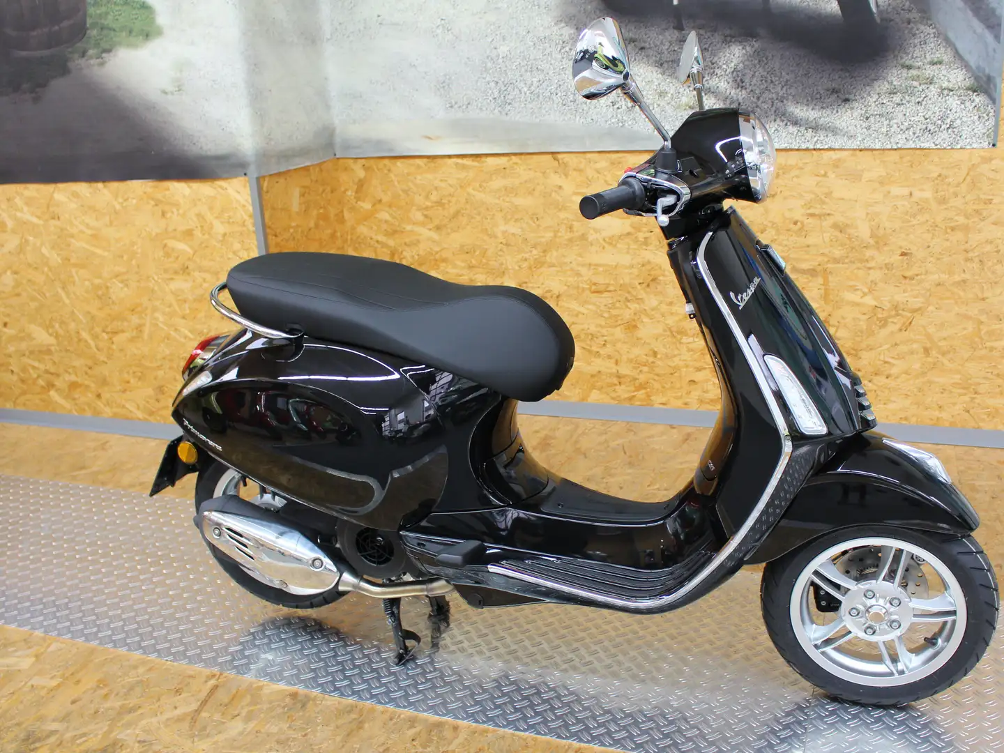 Vespa Primavera 125 Primavera 125 E5+ iGet =NEU= Negru - 2