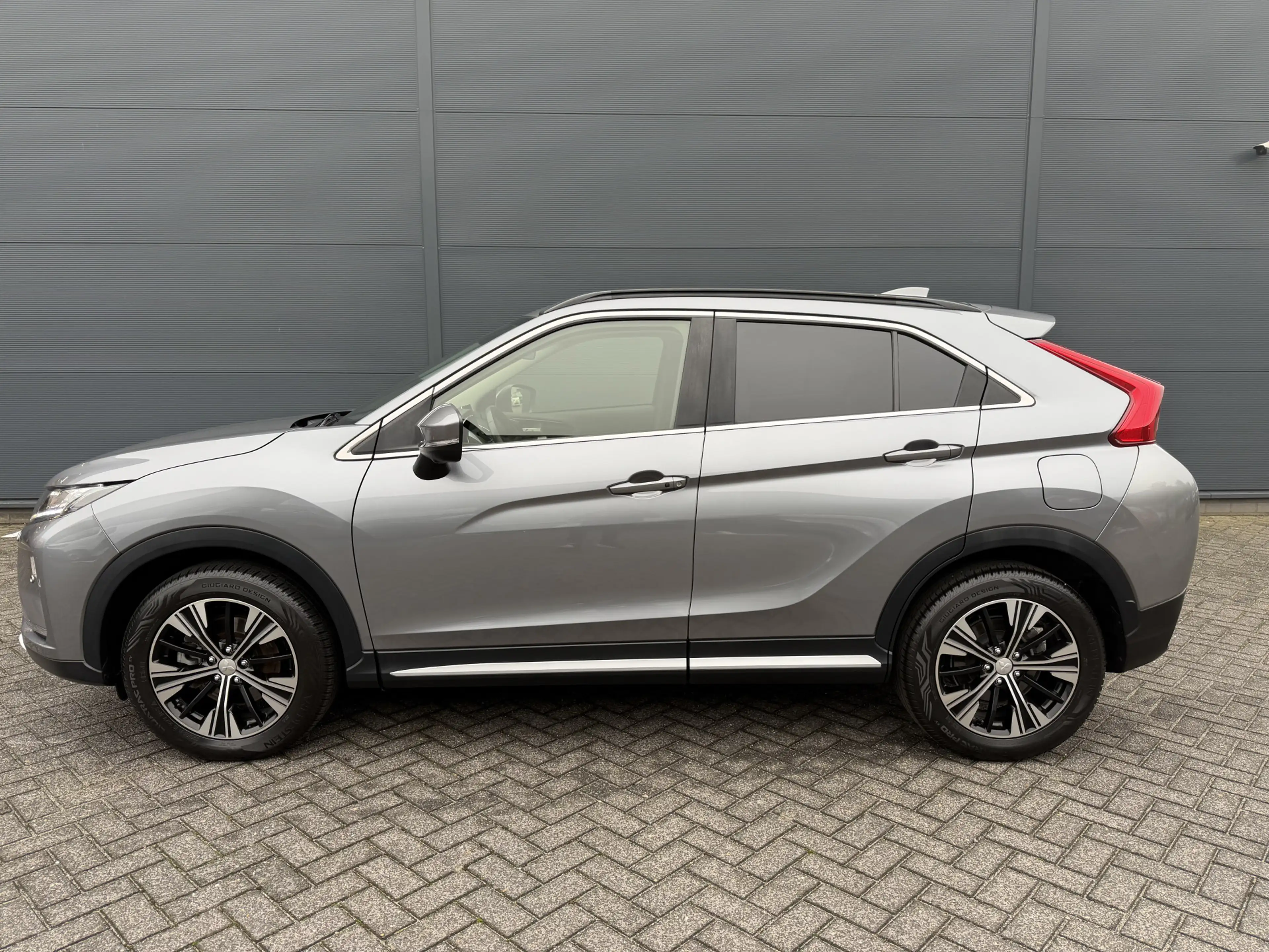 Mitsubishi Eclipse Cross 1.5 DI-T First Edition (Trekhaak (1.600kg) - Camer — photo 2