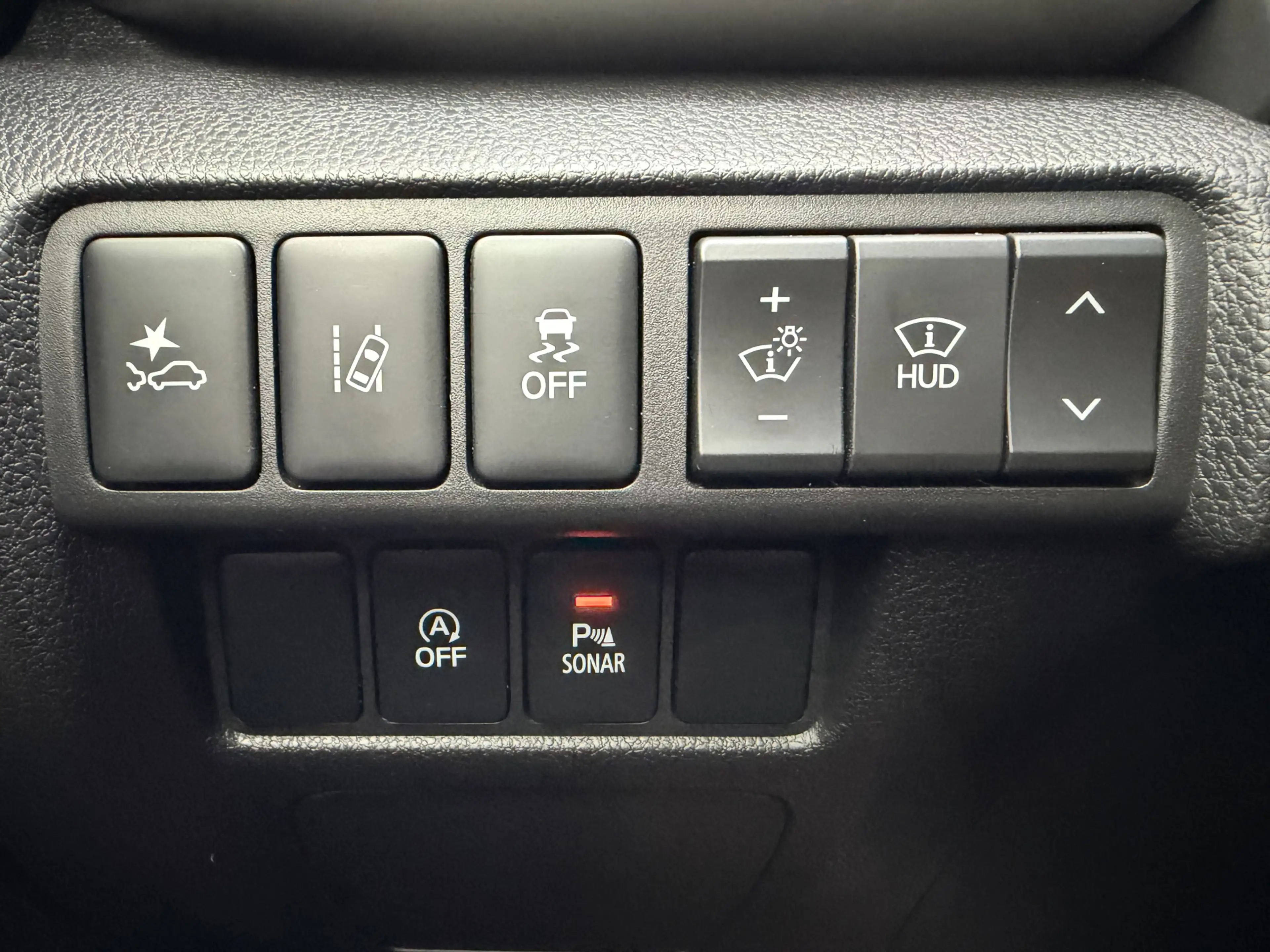 Mitsubishi Eclipse Cross 1.5 DI-T First Edition (Trekhaak (1.600kg) - Camer — photo 18
