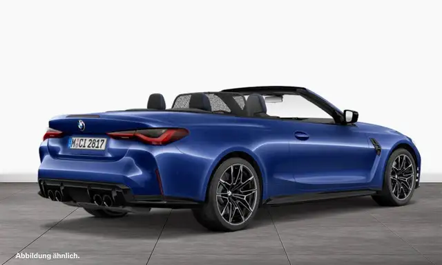 BMW M4 view 2