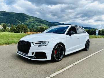 2,5 TFSI quattro S-tronic