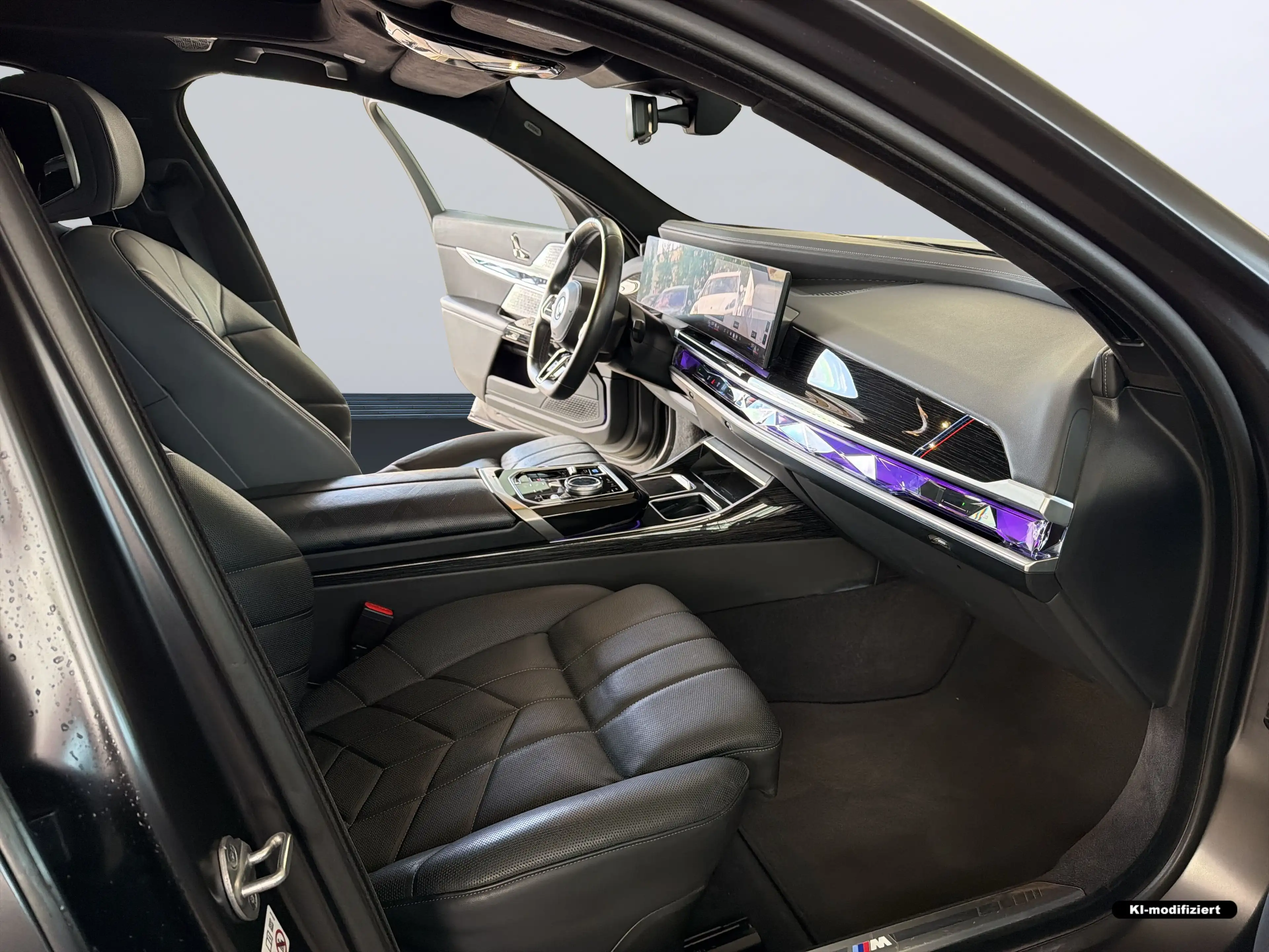 BMW i7 M70 xDrive Limousine B&W Surround DAB — photo 11