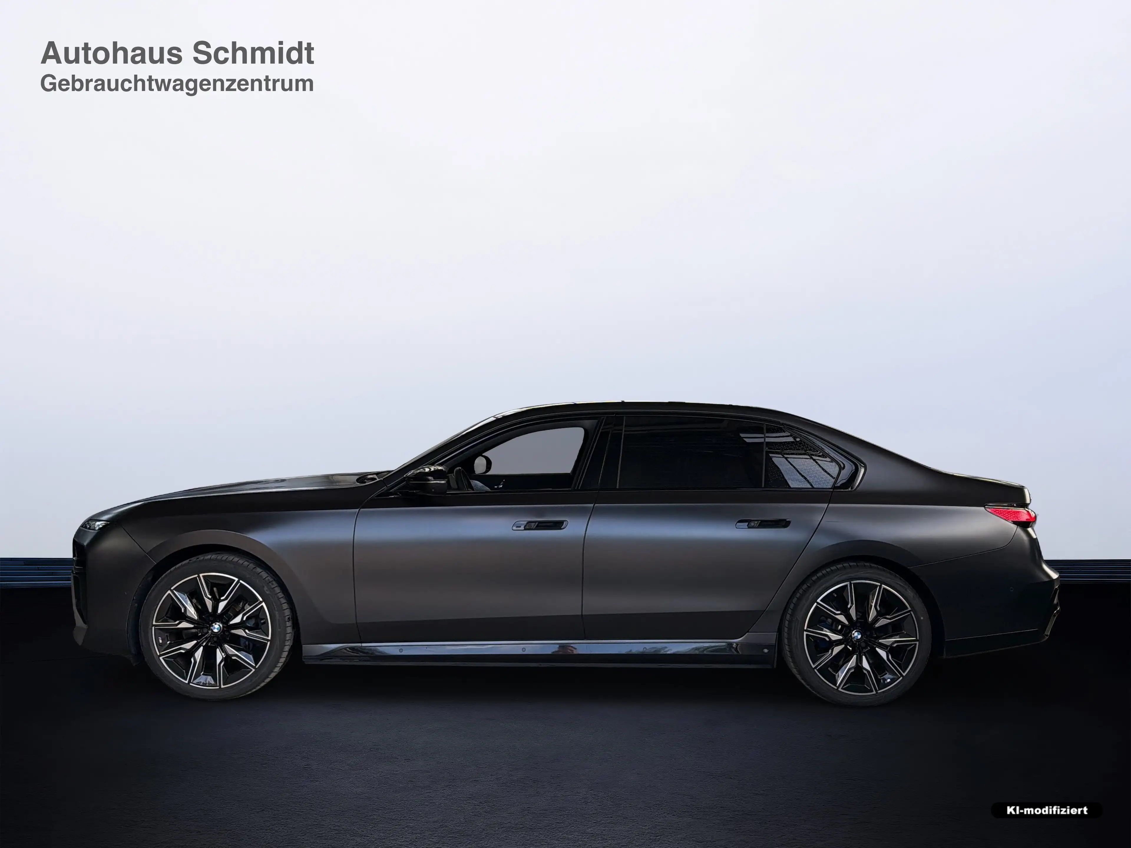 BMW i7 M70 xDrive Limousine B&W Surround DAB — photo 2