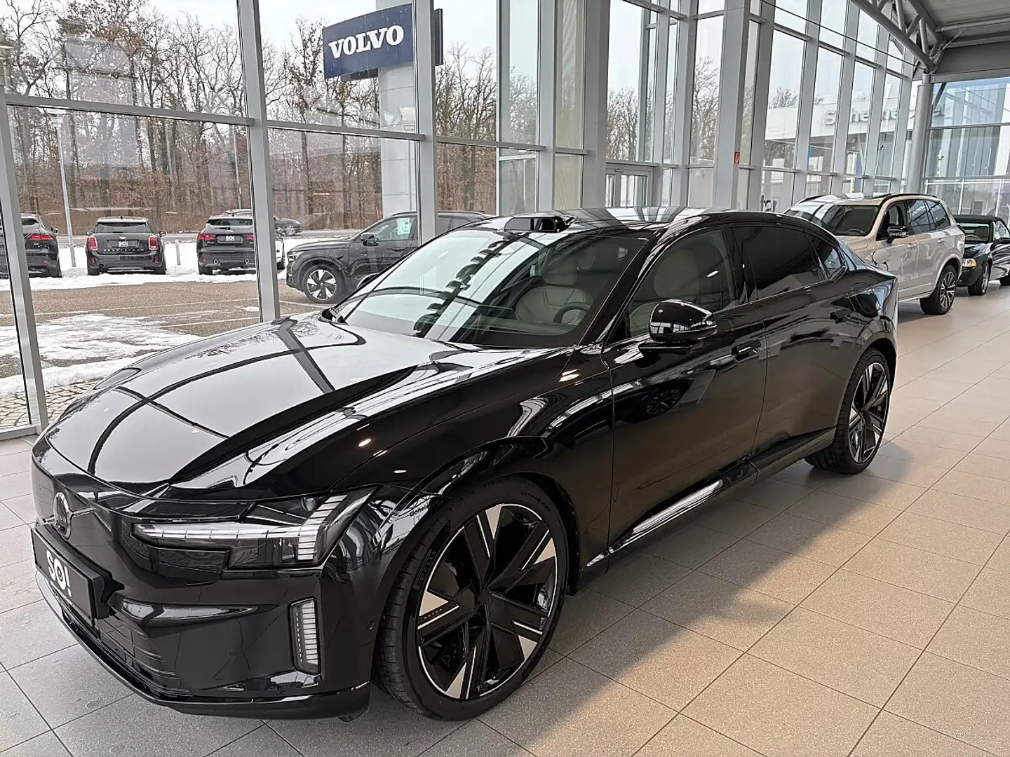 Volvo ES90 Single Motor Extended Range 92kWh Ultra Schwarz - 2