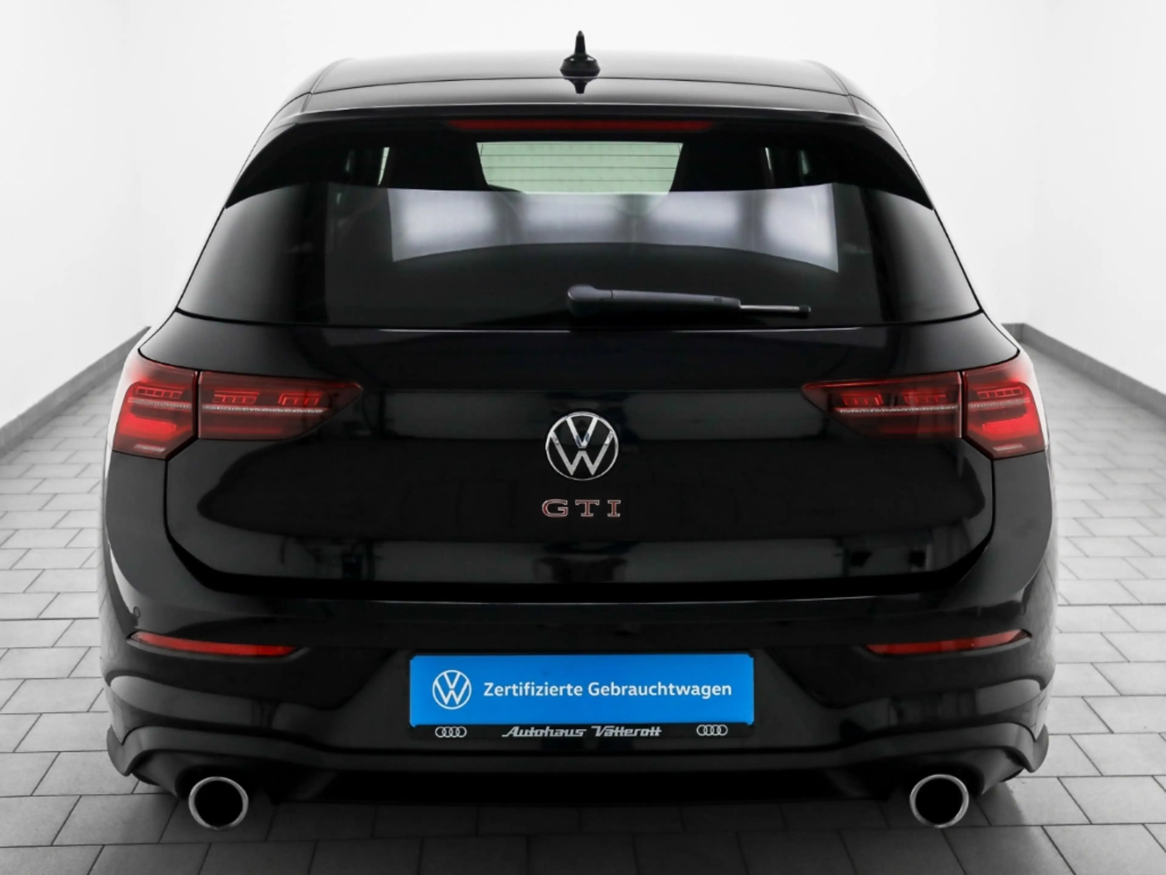 Volkswagen Golf GTI Black Style AHK Navi Kamera — photo 4