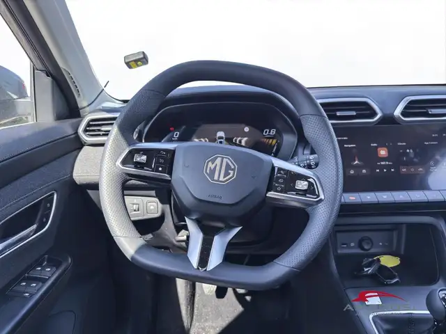 MG MG ZS view 13