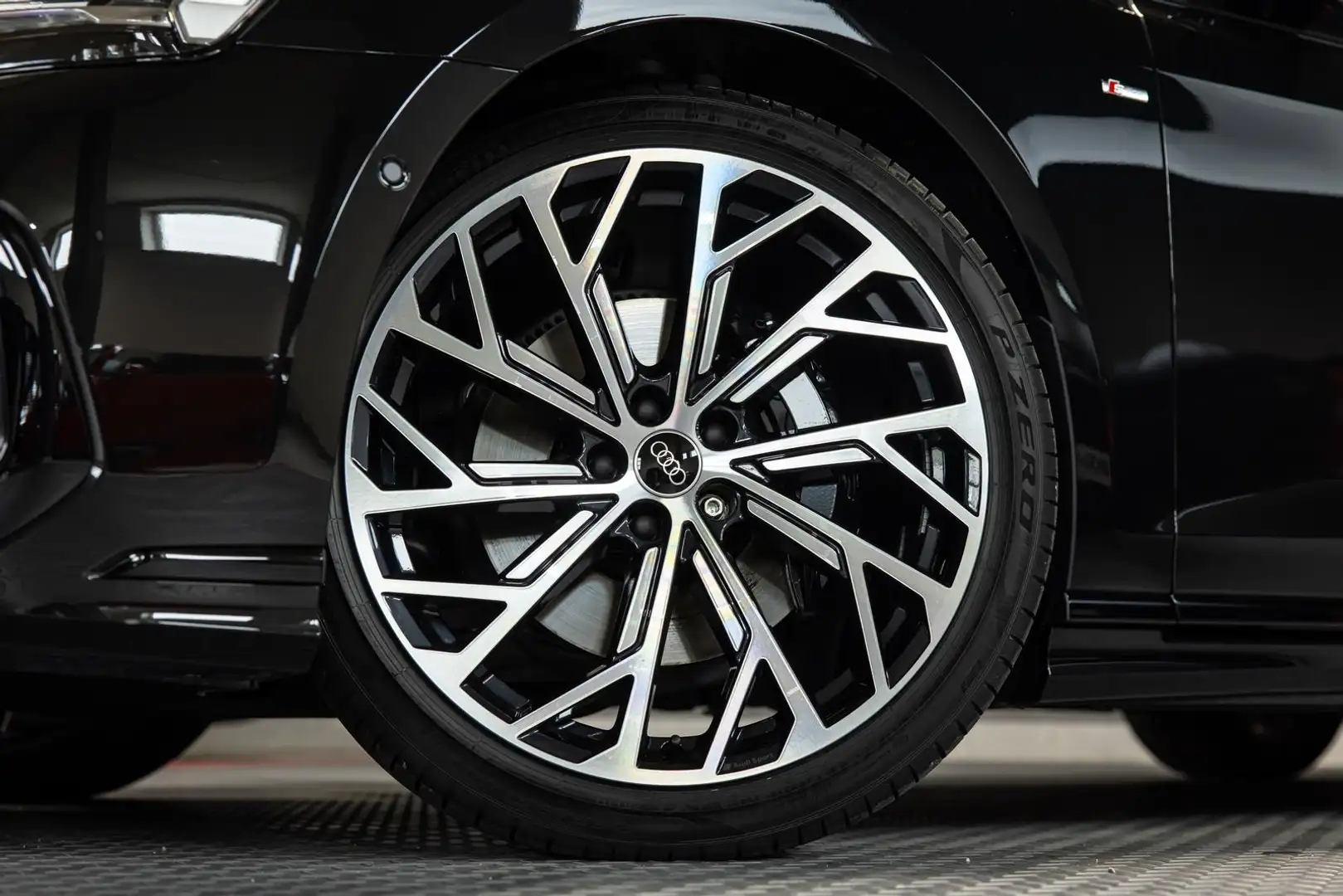 Audi A8 50 TDI quattro AHK PANO B&O STHZ SOFT MASSAGE Schwarz - 2