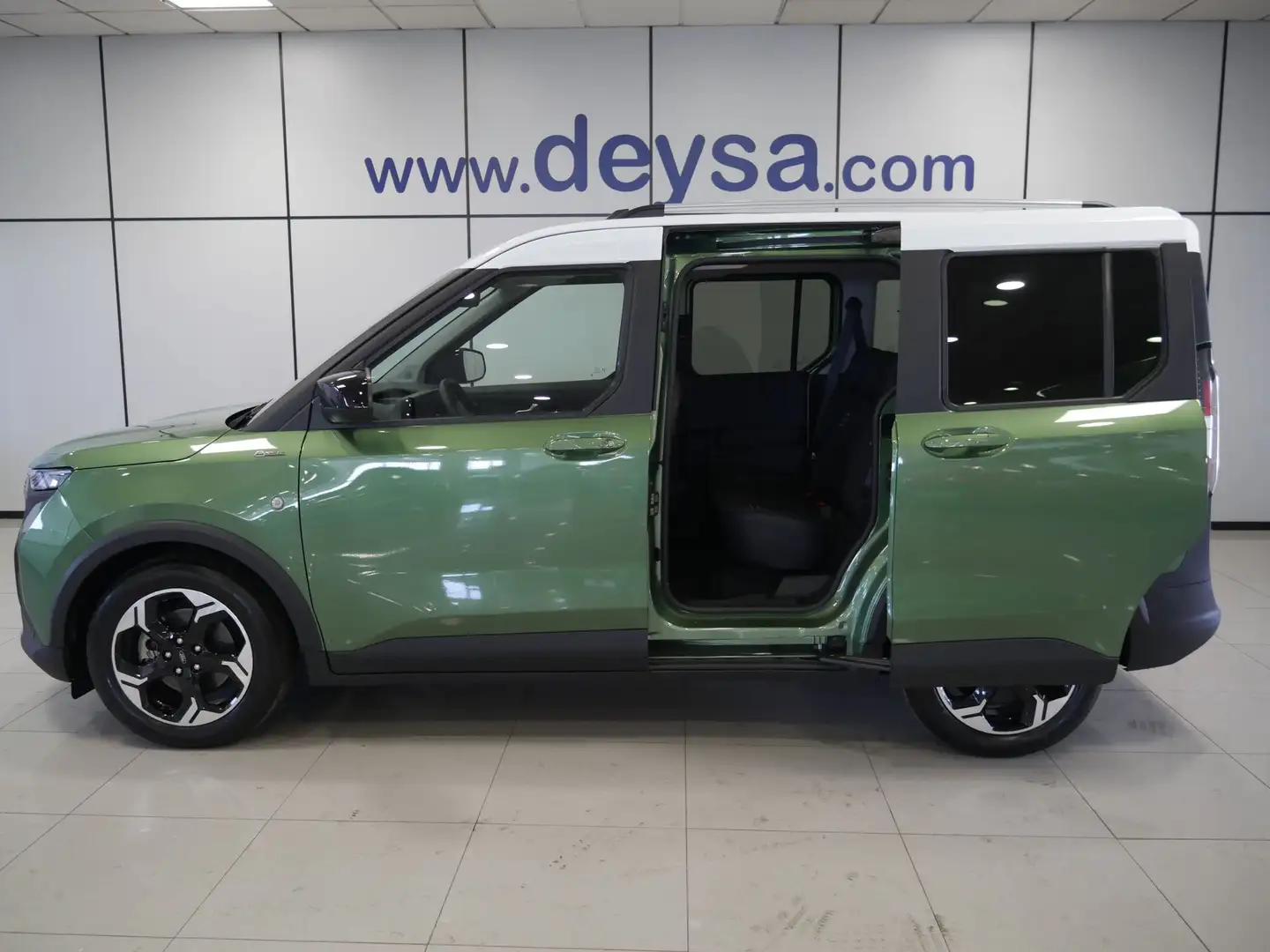 Ford Tourneo Courier BEV 43,6kWh 100kW (136CV) Active Auto Verde - 2