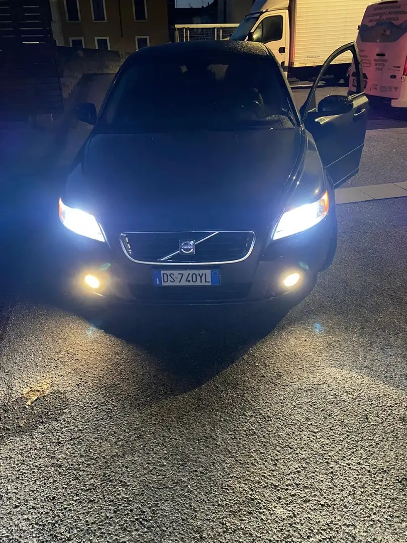 Volvo V50 2.0D DPF Bleu - 1