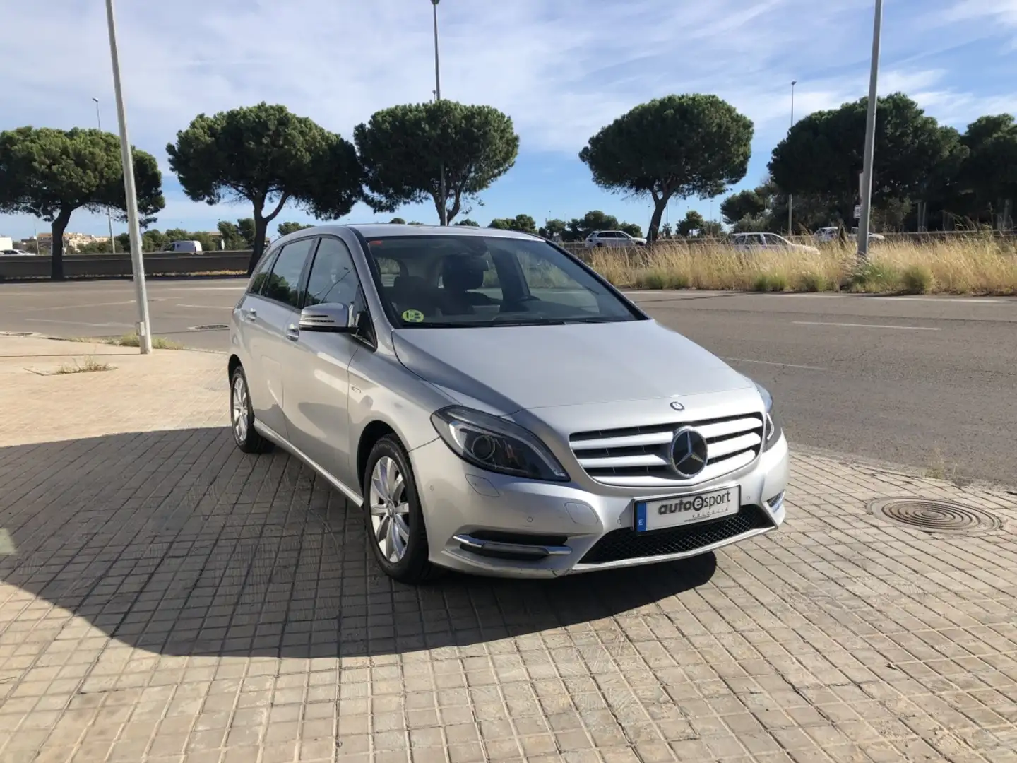 Mercedes-Benz B 250 200CDI BE 7G-DCT (4.75) Gümüş rengi - 2