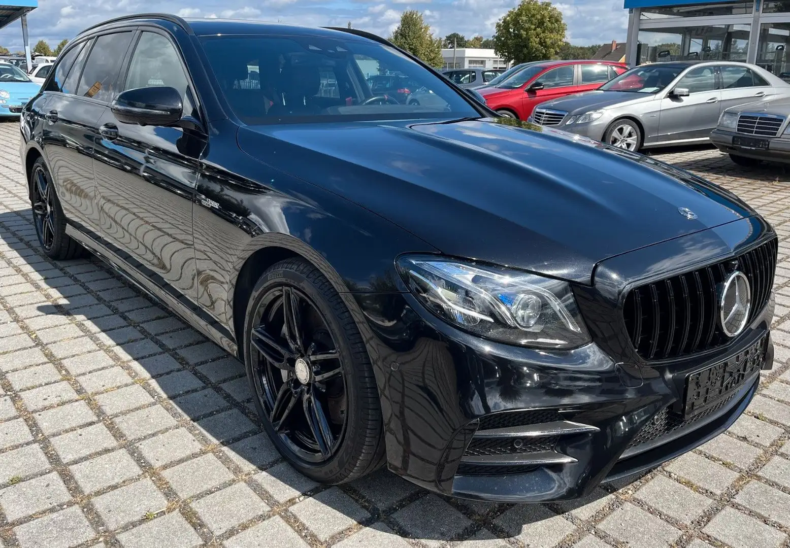 Mercedes-Benz E 53 AMG 4Matic+ HuD|AHK|Burm.|360°|Distr. Schwarz - 1
