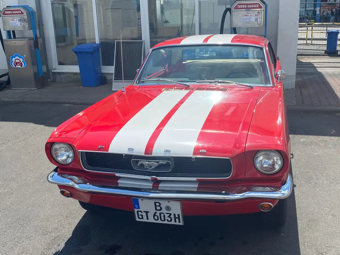 Ford Mustang Kırmızı - 1