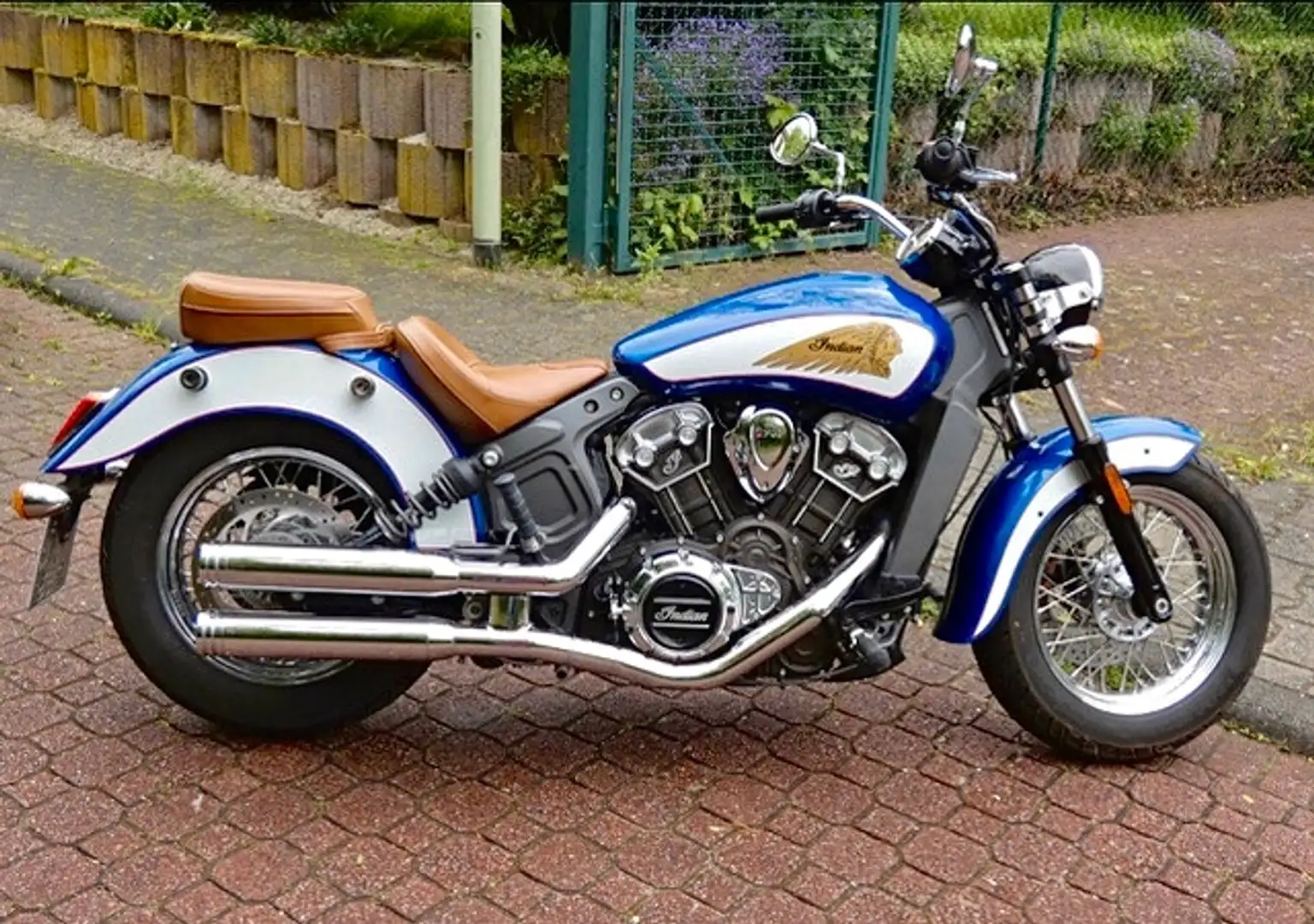 Indian Scout Blanco - 2