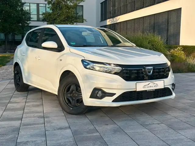 Dacia Sandero view 2