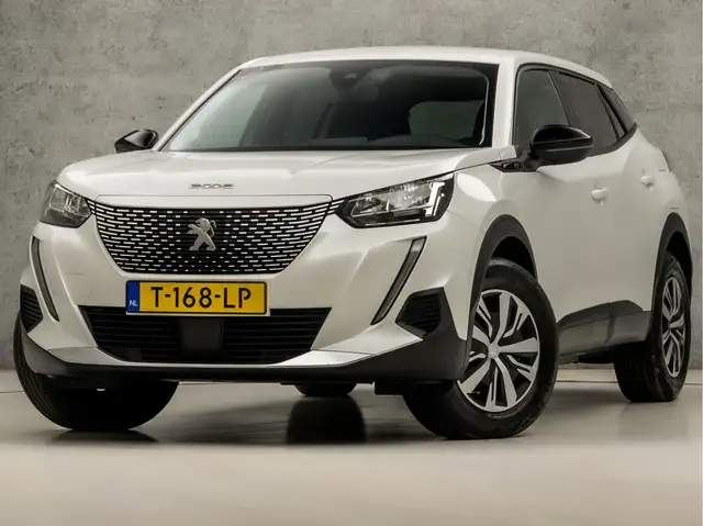 Peugeot e-2008 EV Sport 50 kWh Automaat (APPLE CARPLAY, PARELMOER