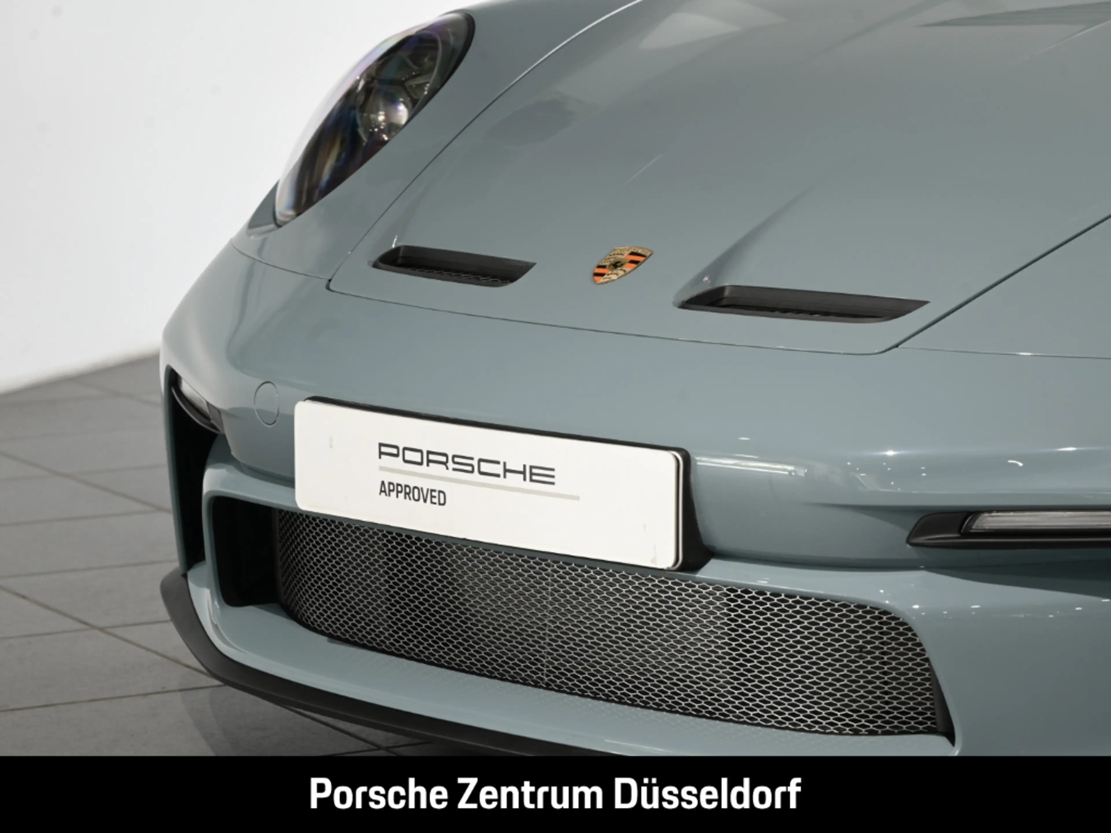 Porsche 992 (911) S T — photo 6