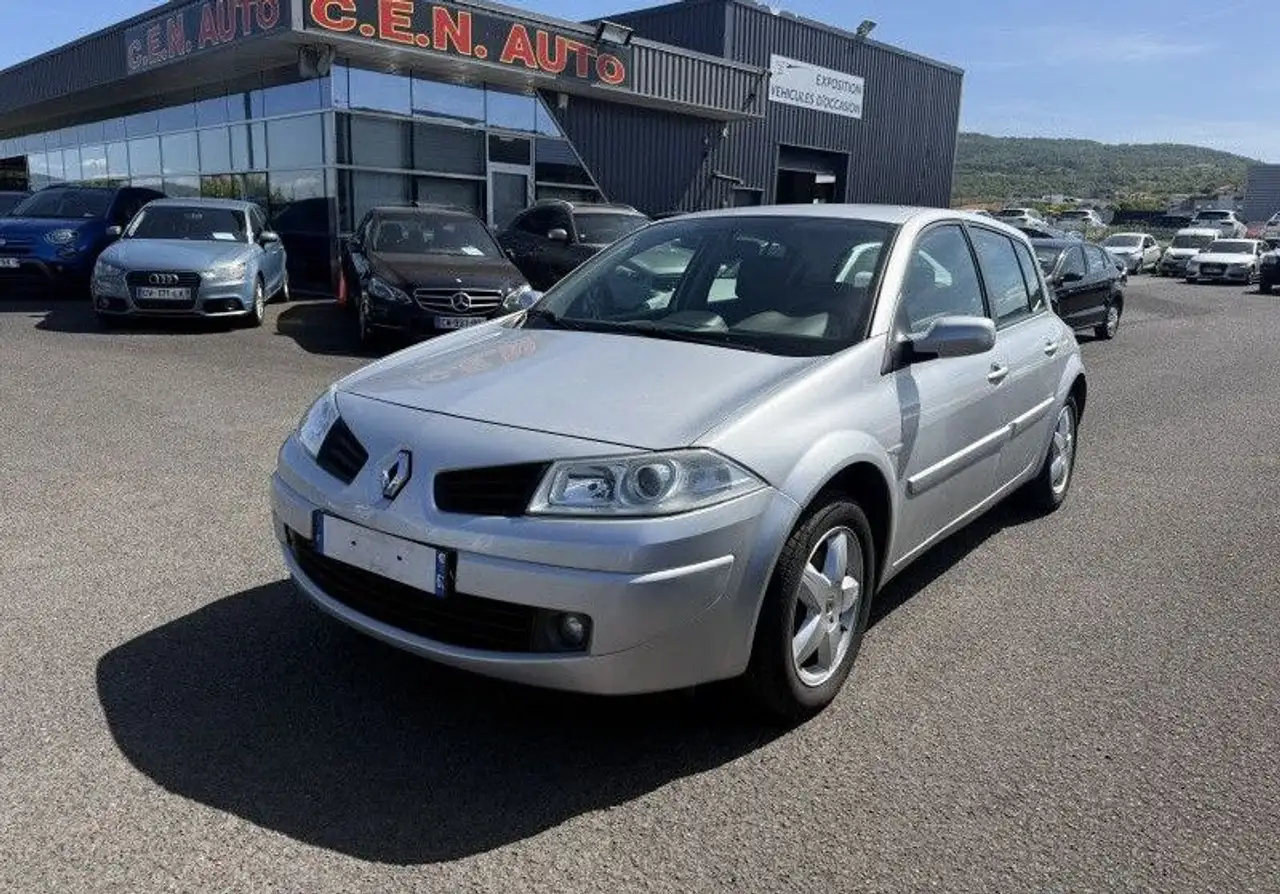 Renault Megane II 1.5 DCI 105CH EQUIPE