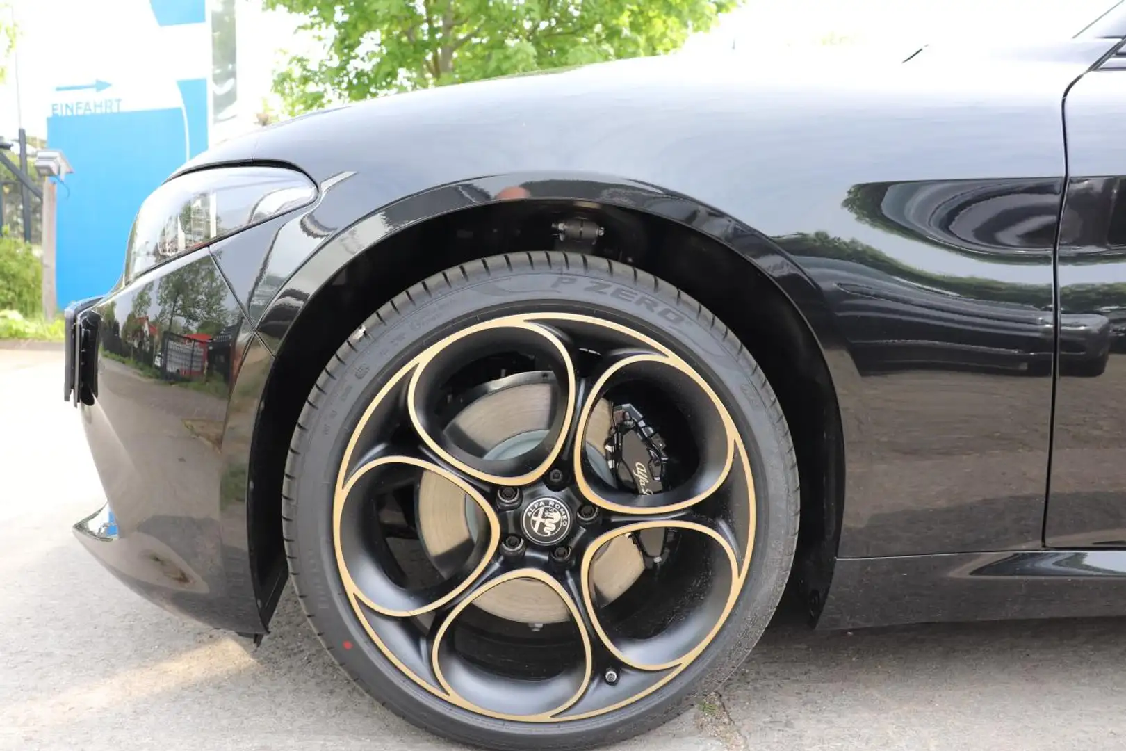 Alfa Romeo Giulia Intensa VOLLAUSSTATTUNG. **SOFORT VERFÜGBAR**HERBS Nero - 2