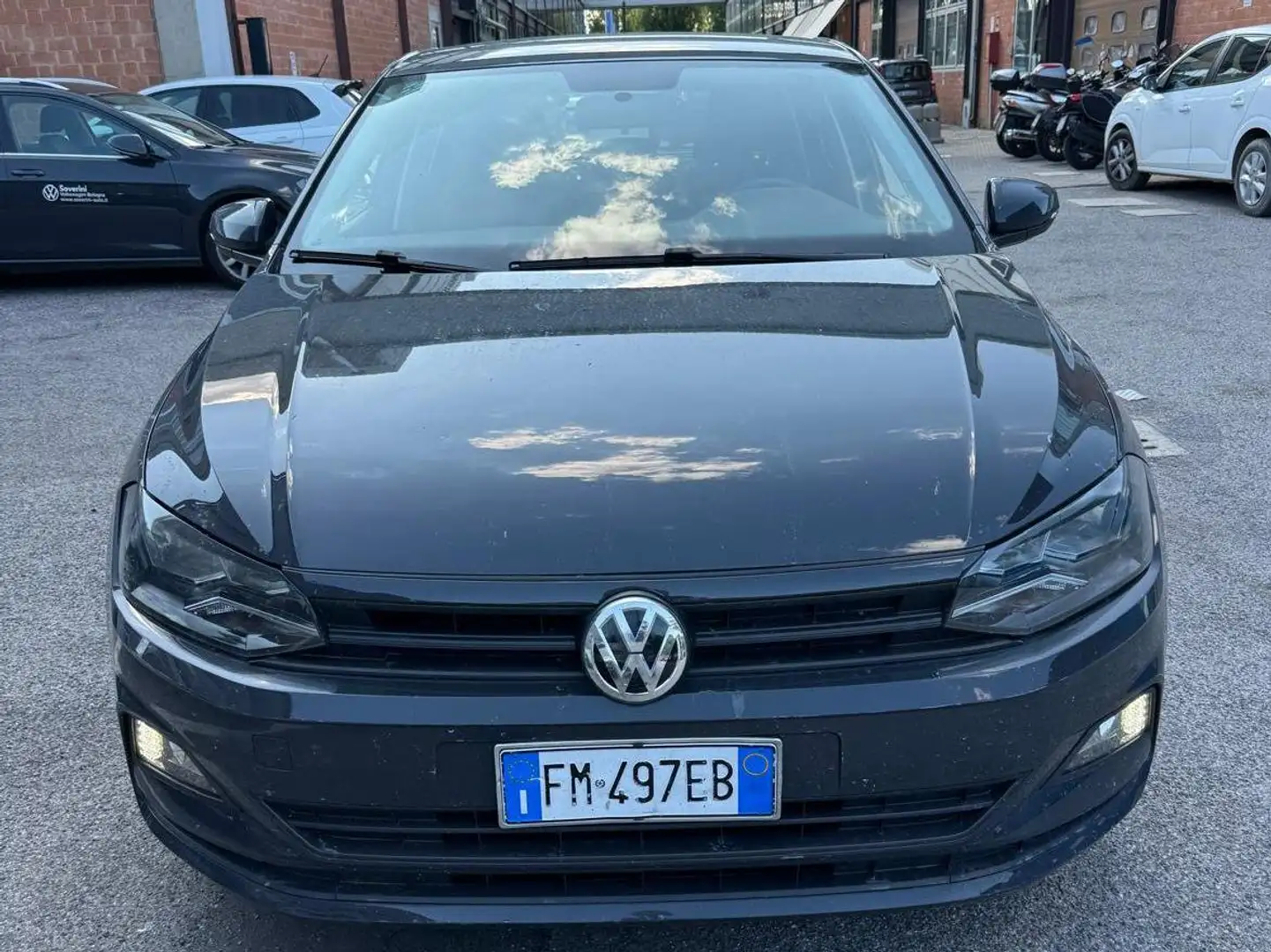 Volkswagen Polo Polo VI 2017 5p 1.0 mpi Trendline 65cv Grigio - 1