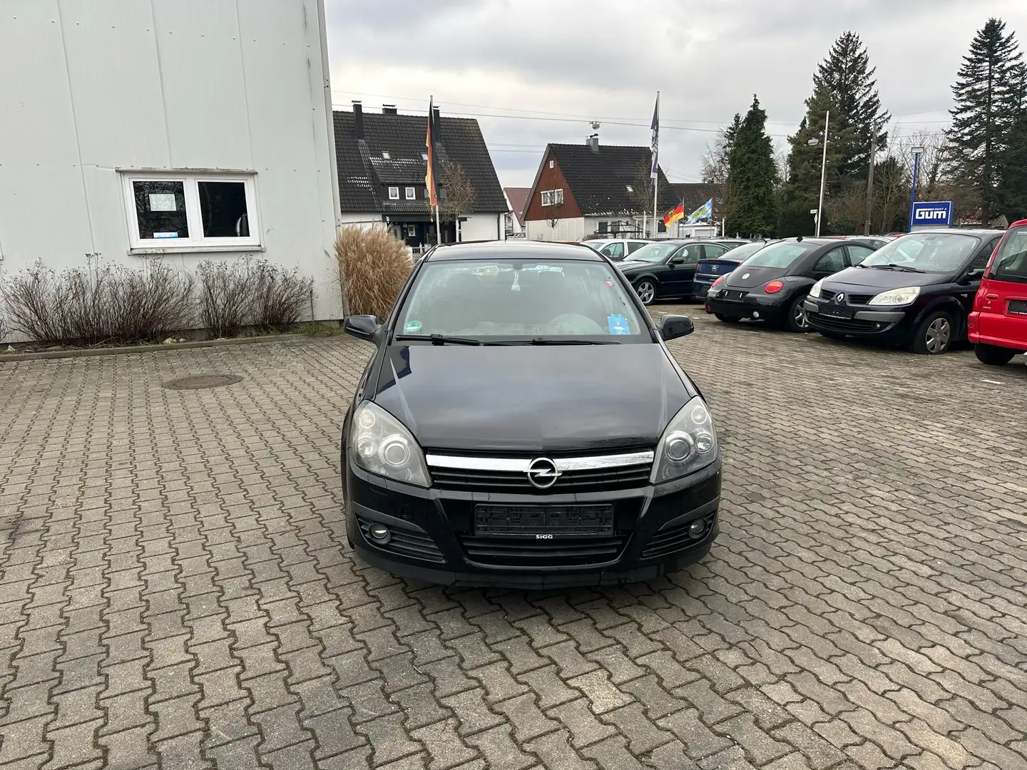 Opel Astra Sport Schwarz - 1