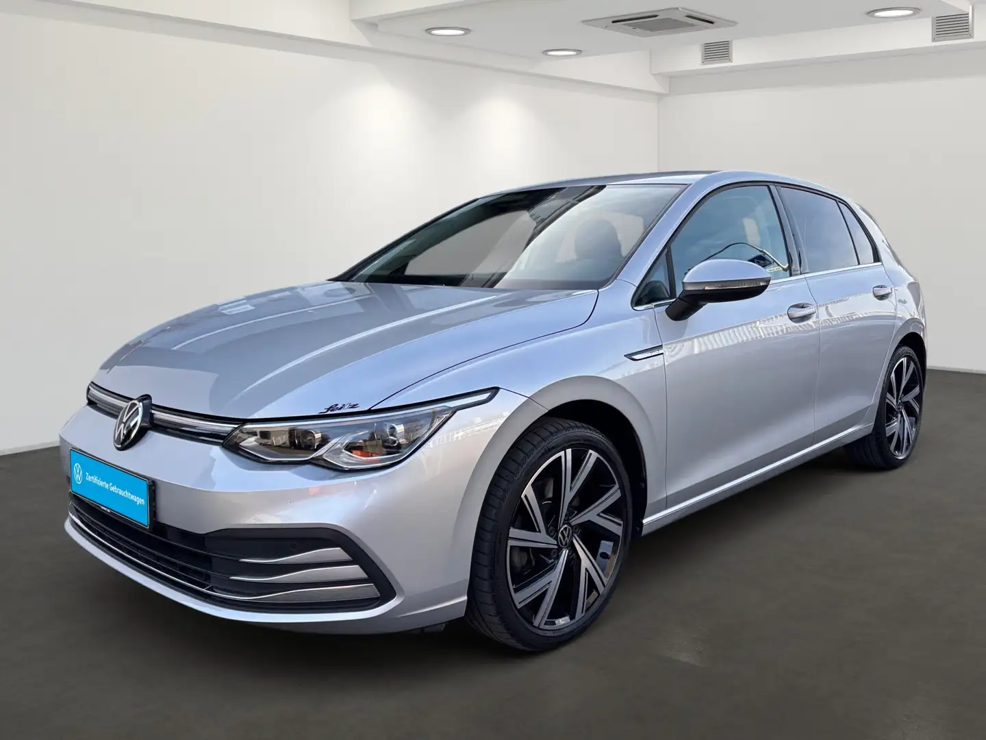 Volkswagen Golf VIII 2.0 TSI 4-Motion DSG Style *MATRIX*KAMERA*SIT Zilver - 2