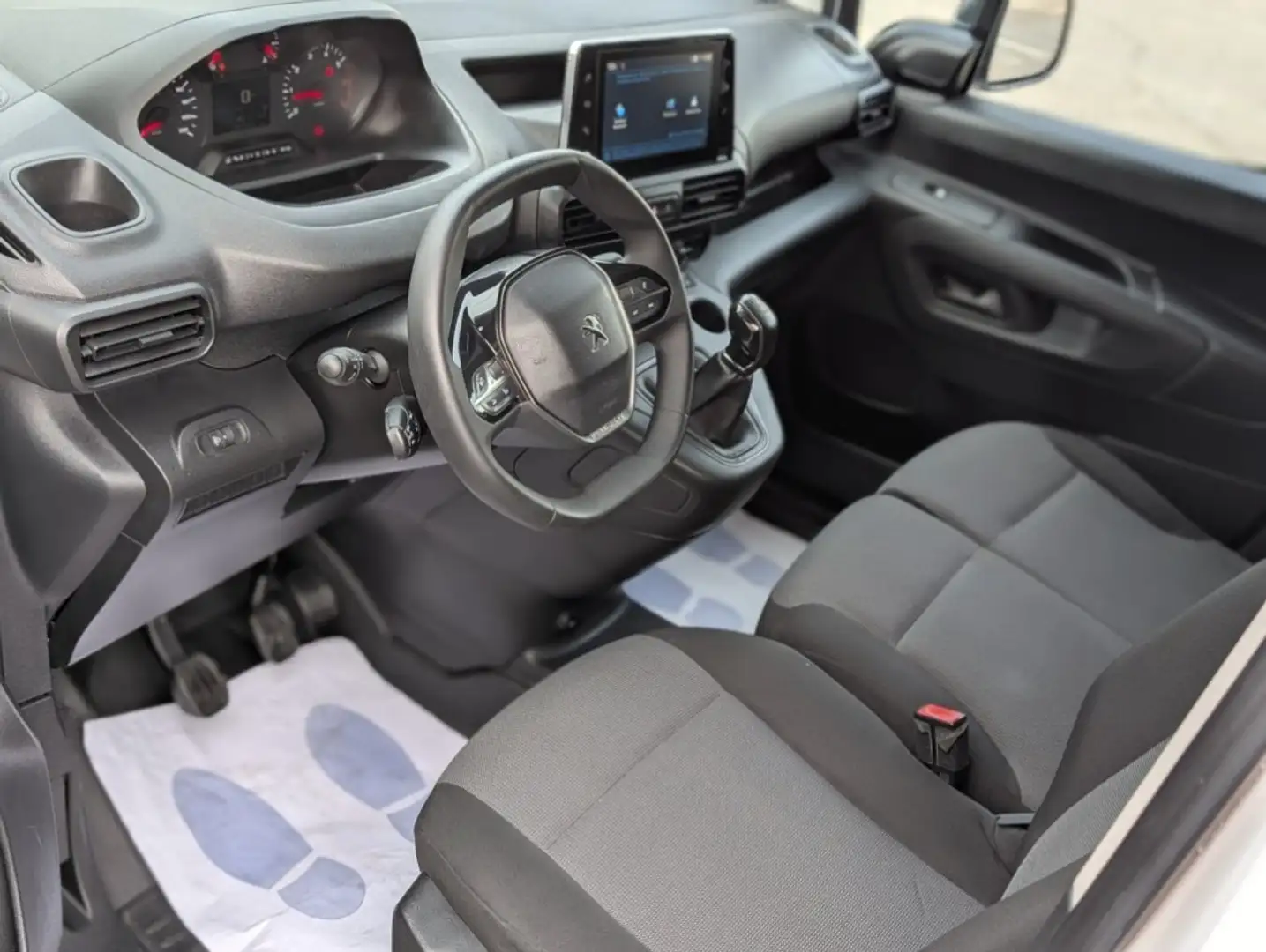 Peugeot Partner 1.5BlueHDI Premium Standard 1000kg 100 Blanco - 1