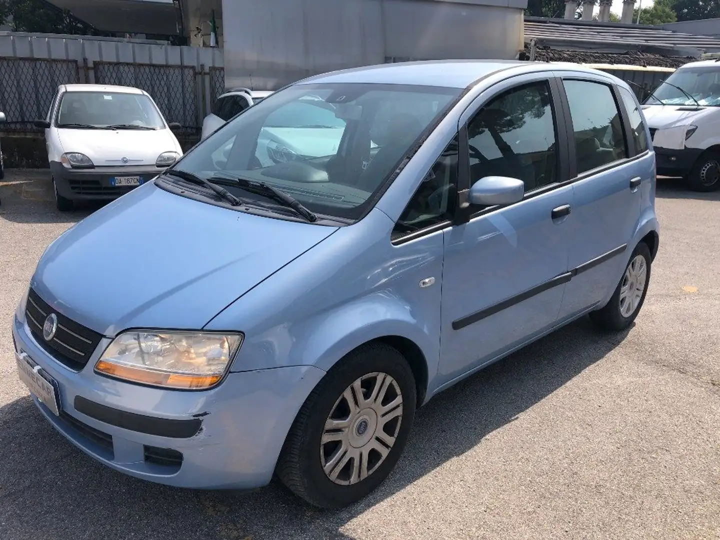 Fiat Idea 1.3 Multijet 16V Dynamic Gris - 1
