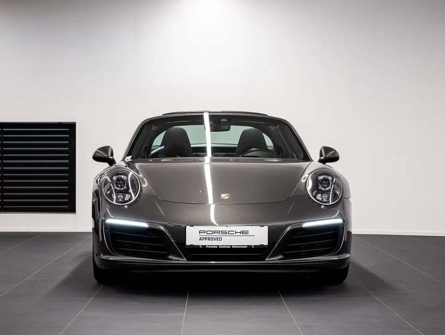 Porsche 911 Targa 4 (991) Grau - 2
