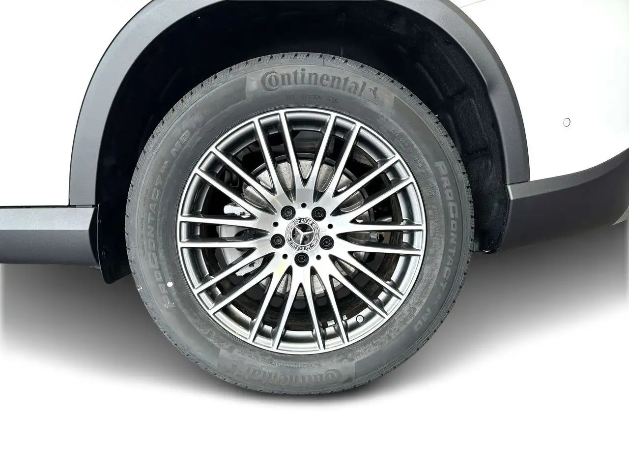 Mercedes-Benz GLC снимка Mercedes-Benz GLC