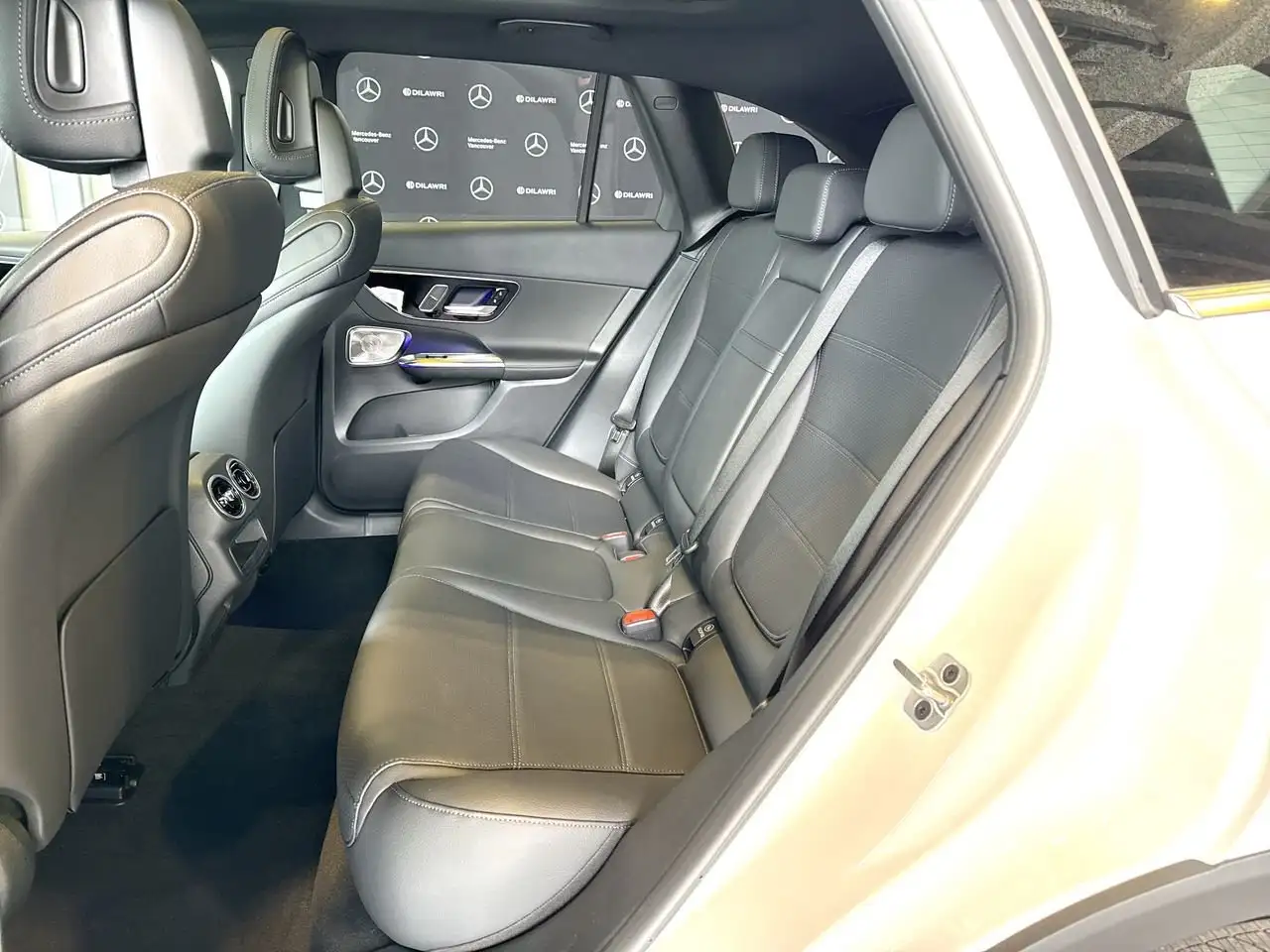 Mercedes-Benz GLC снимка Mercedes-Benz GLC