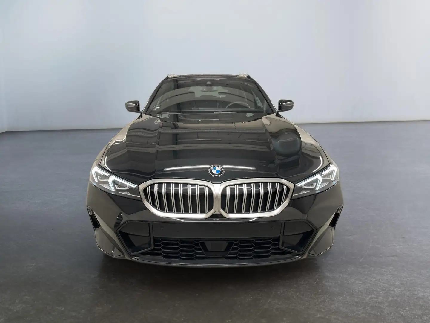 BMW 330 330i xDrive M Sport 245PS/180kW Steptronic 2026... Schwarz - 2