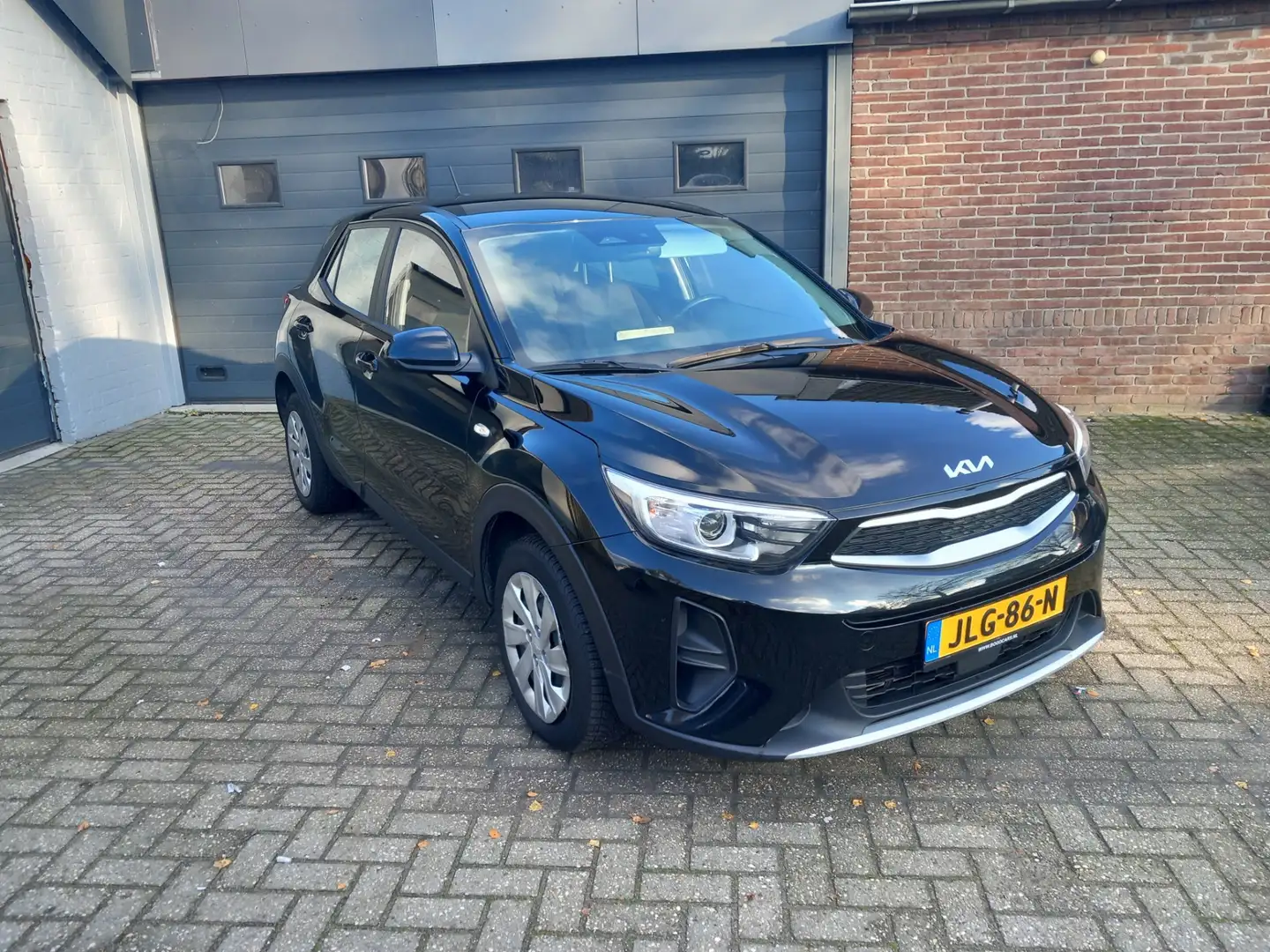 Kia Stonic 1.0 T-GDi MHEV ComfortLine Auto,Apple Carpl,adapti Noir - 2