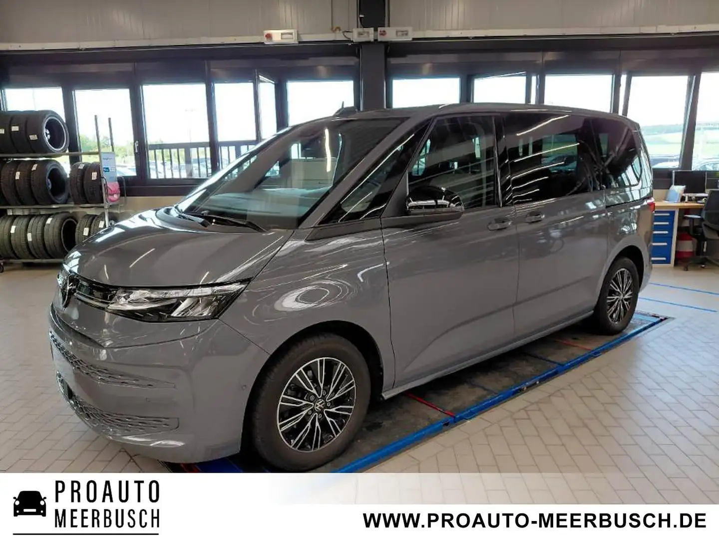 Volkswagen T7 Multivan T7 Multivan AHK/ACC/PANO/3ZONENKLIMAAUT/KAMERA Grau - 1