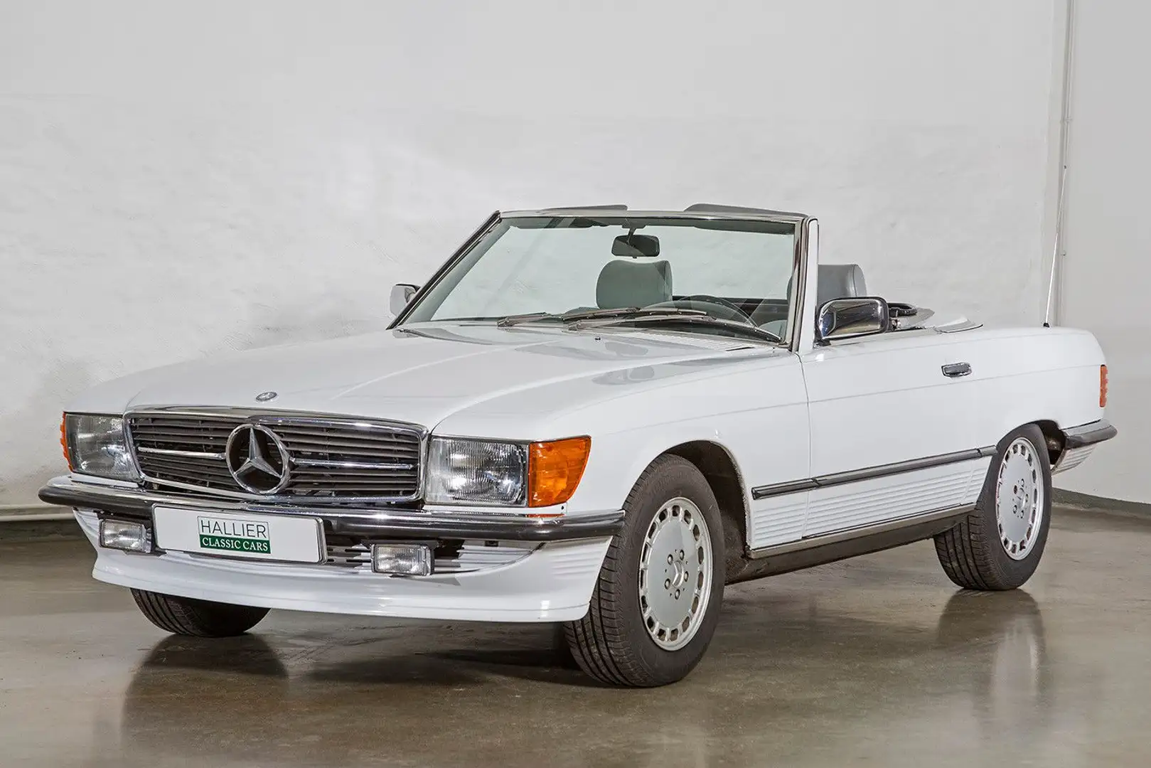 Mercedes-Benz SL 300 22 Jahre 1 Besitzer, Kindersitzbank ! Weiß - 1