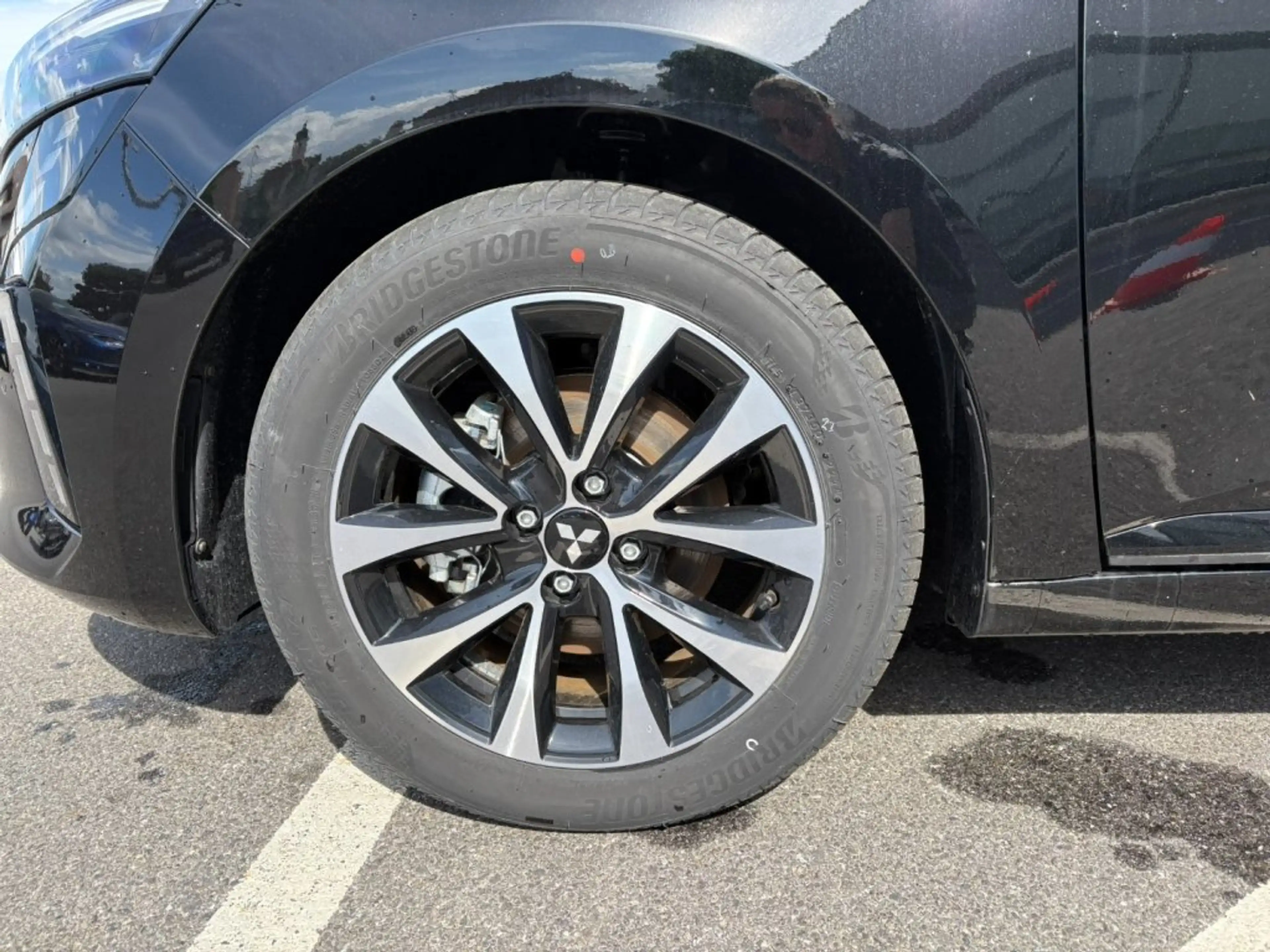 Mitsubishi Colt YUKI Invite 1,6 HEV — photo 15